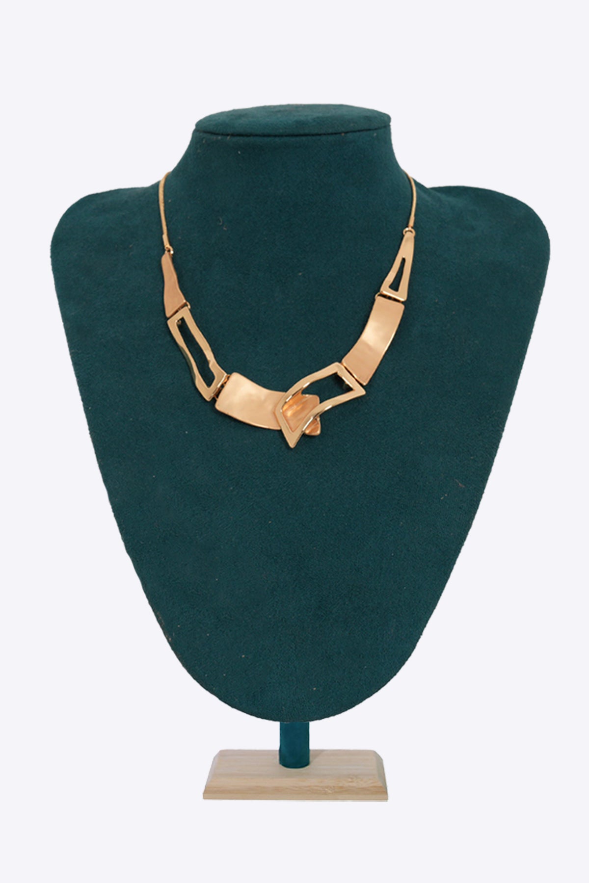 Moonstone Women's Casual Necklace (The Color May Vary Depending on Availability)