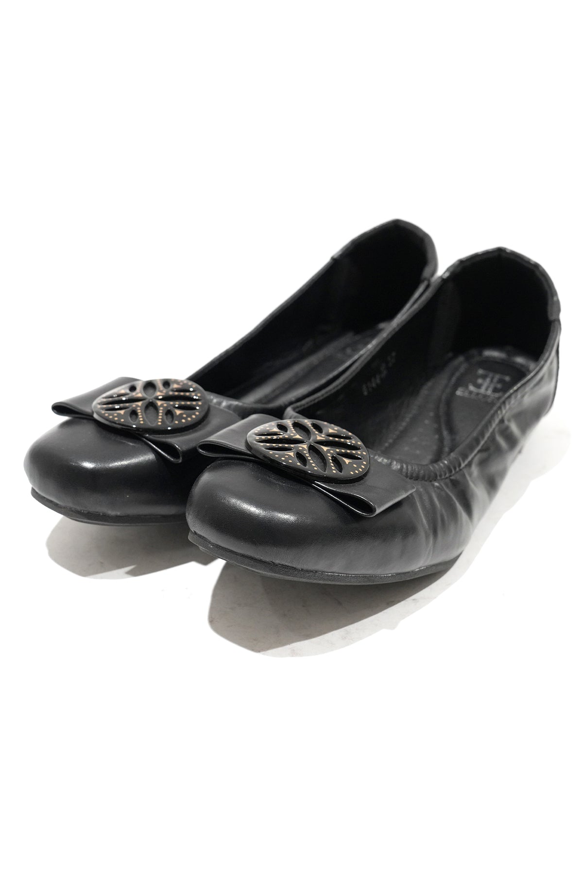 ELLORA Women's Chic Ballerina Court Shoe
