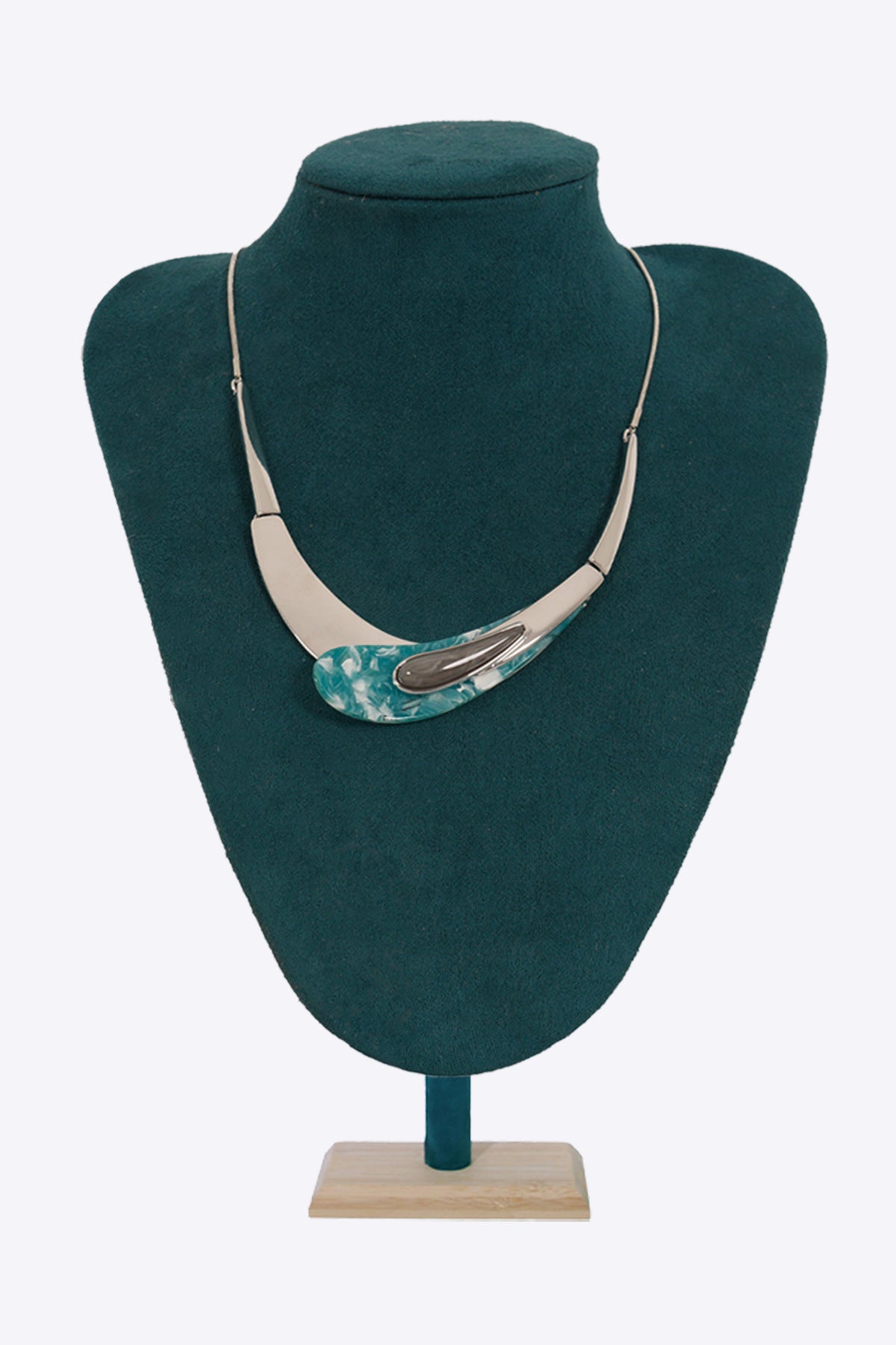 Moonstone Women's Casual Necklace (The Color May Vary Depending on Availability)