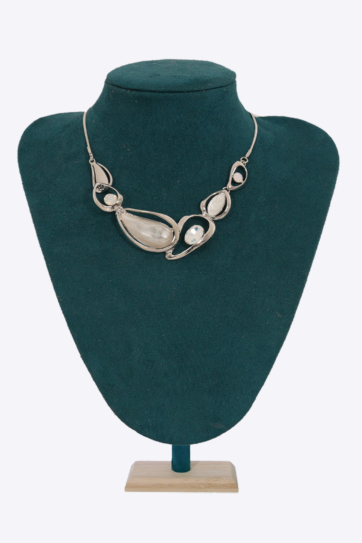 Moonstone Women's Casual Necklace (The Color May Vary Depending on Availability)