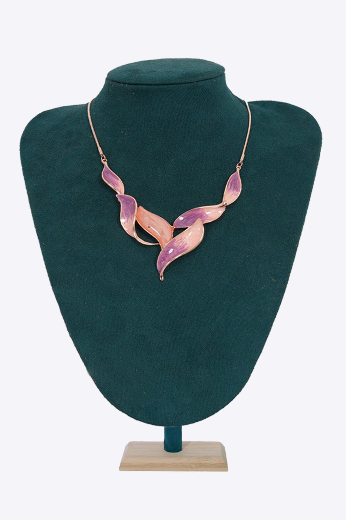 Moonstone Women's Casual Necklace (The Color May Vary Depending on Availability)