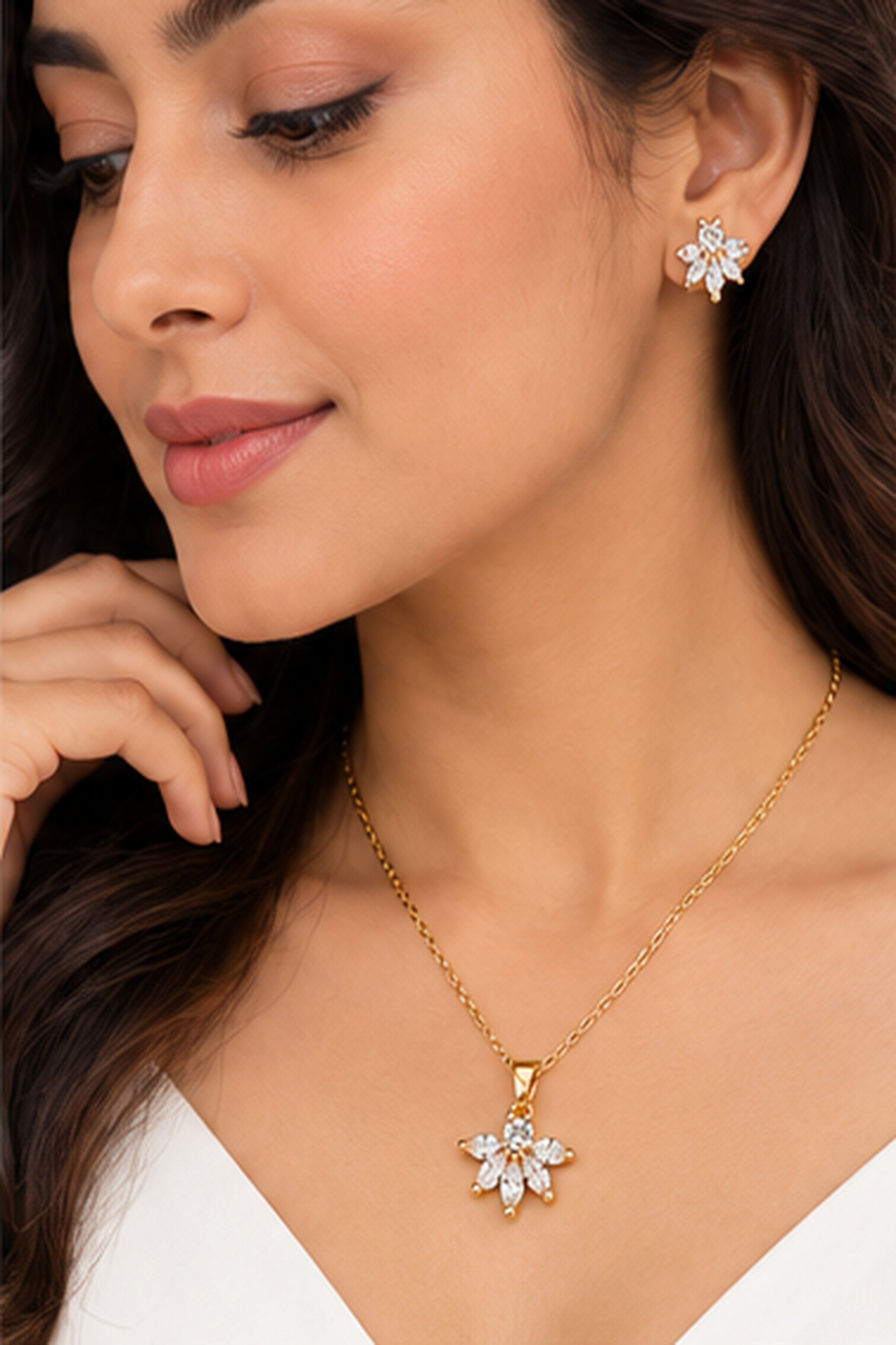Women's Crystal Floral Stud Earrings & Pendant Necklace Set – Gold