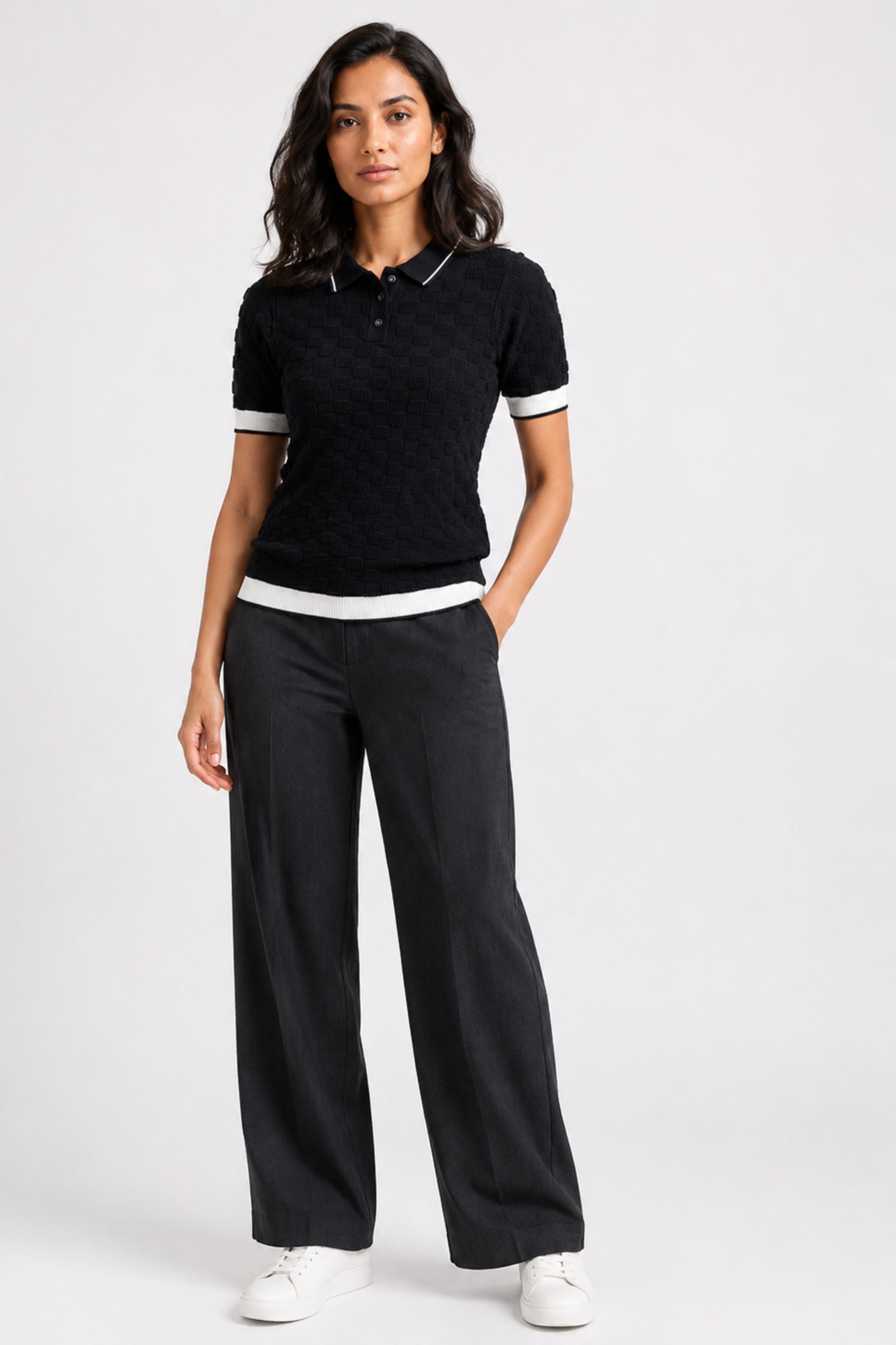 MODANO Women's Short Sleeve Tees - Black