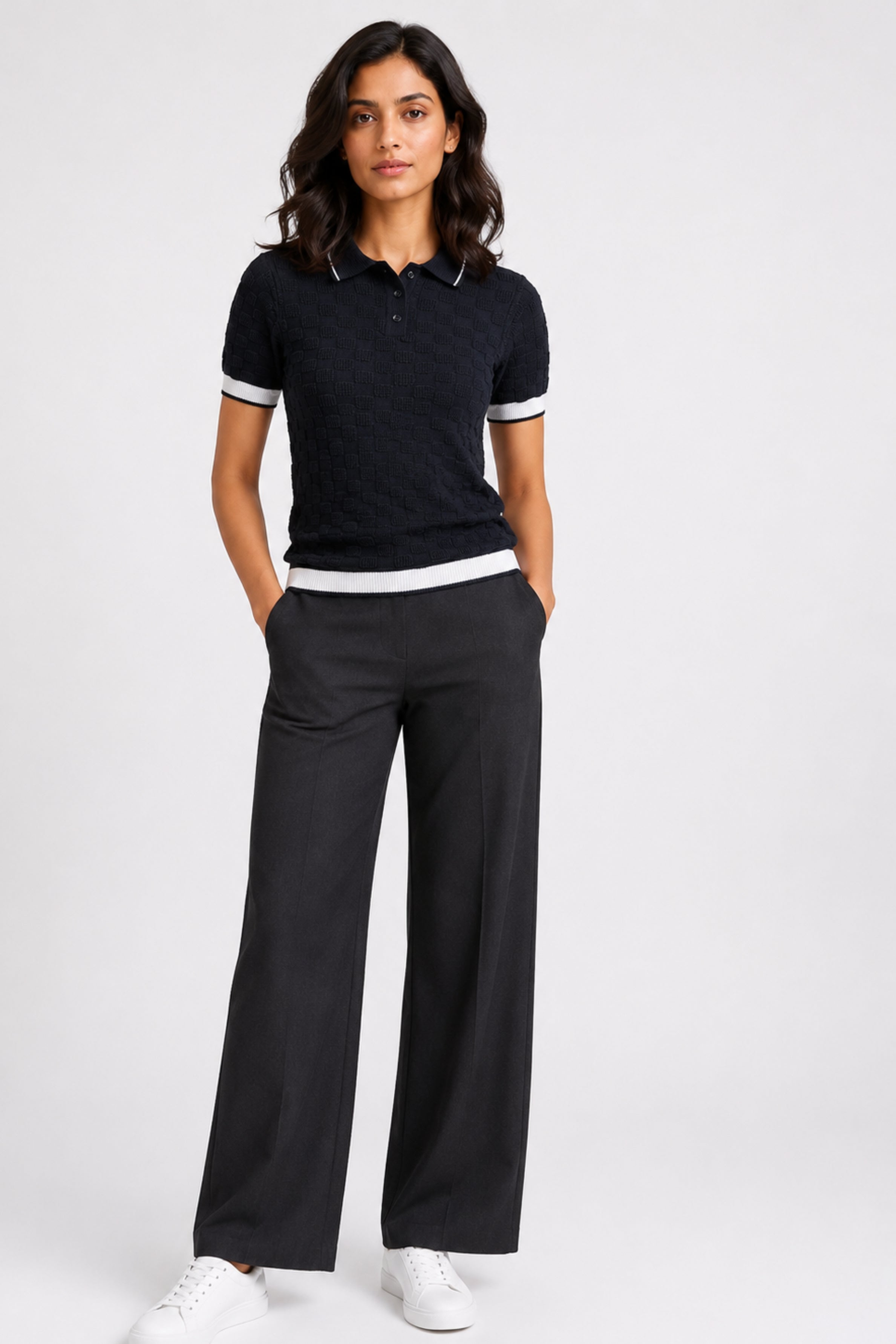 MODANO Women's Short Sleeve Tees - Black