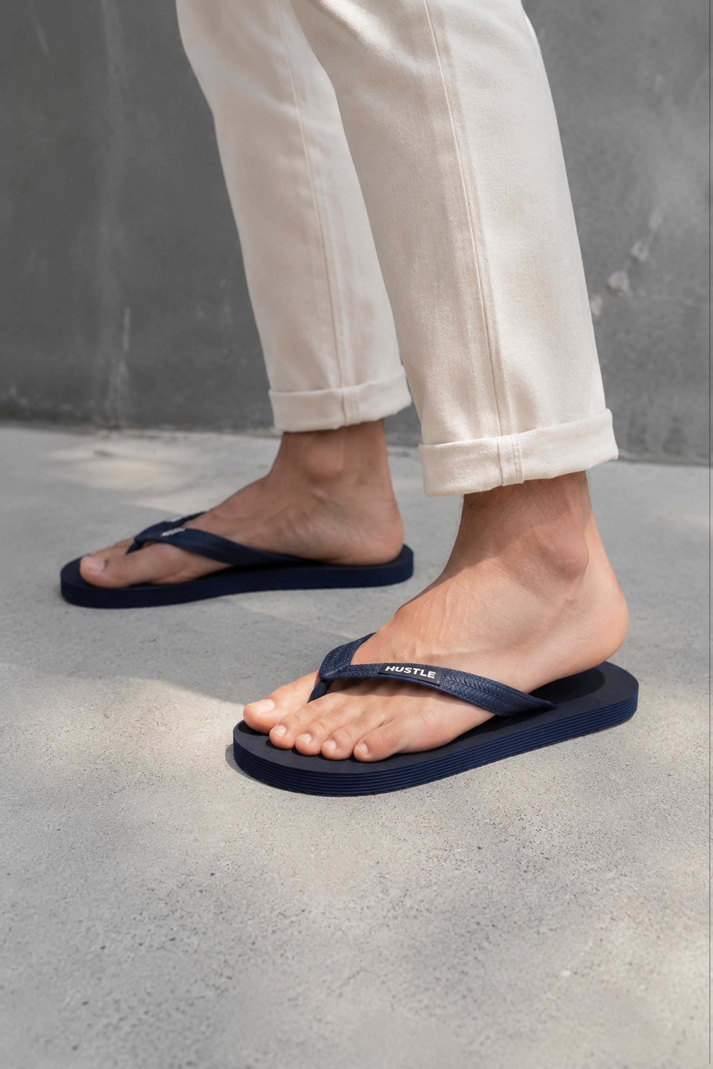 HUSTLE Men's Navy Flip Flops