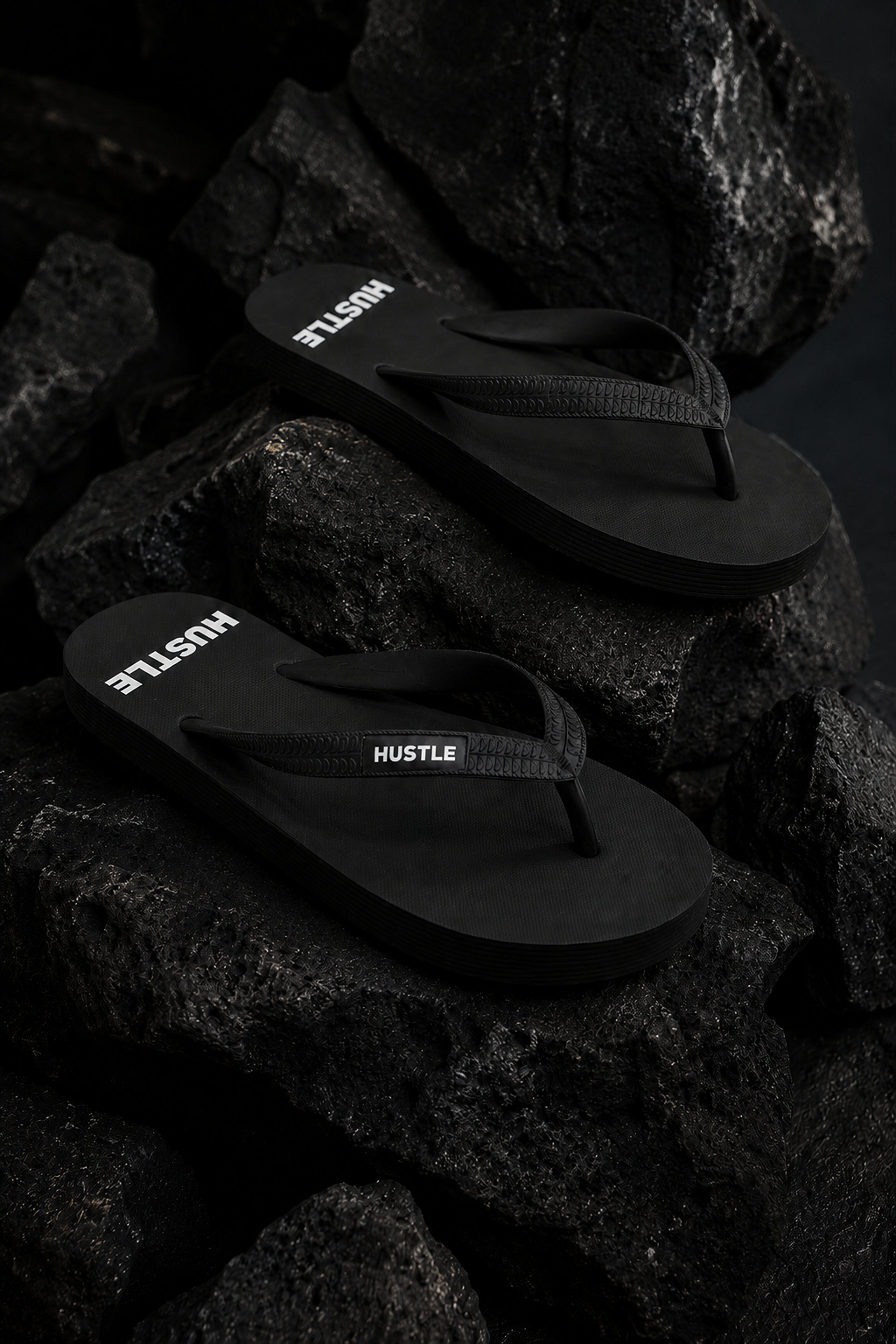 HUSTLE Men's Flip Flops - Black