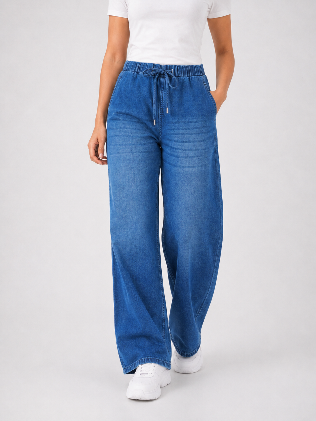MODANO women's mid blue denim jeans with classic wash and functional leg pockets