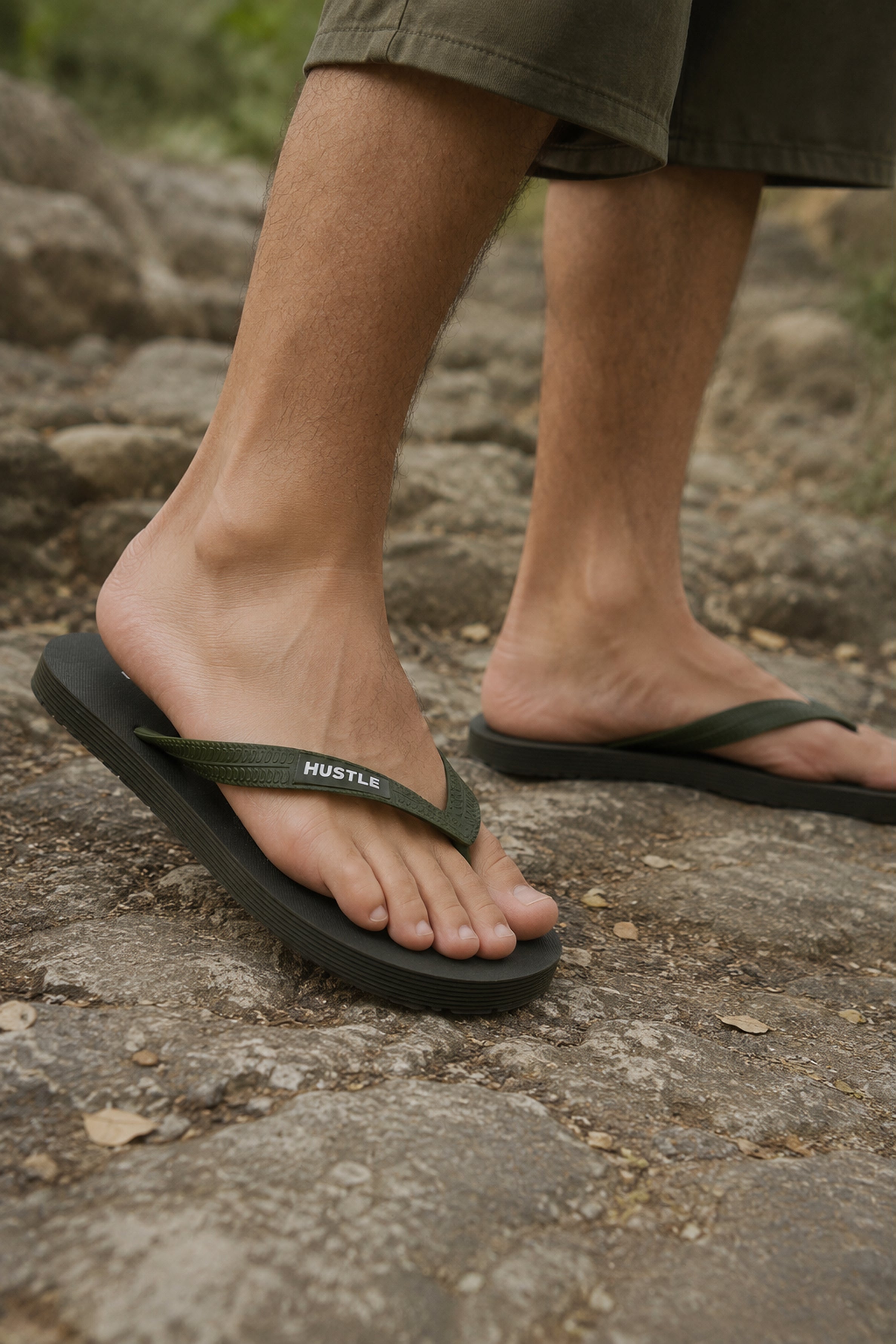 HUSTLE Men's Flip Flops - Green