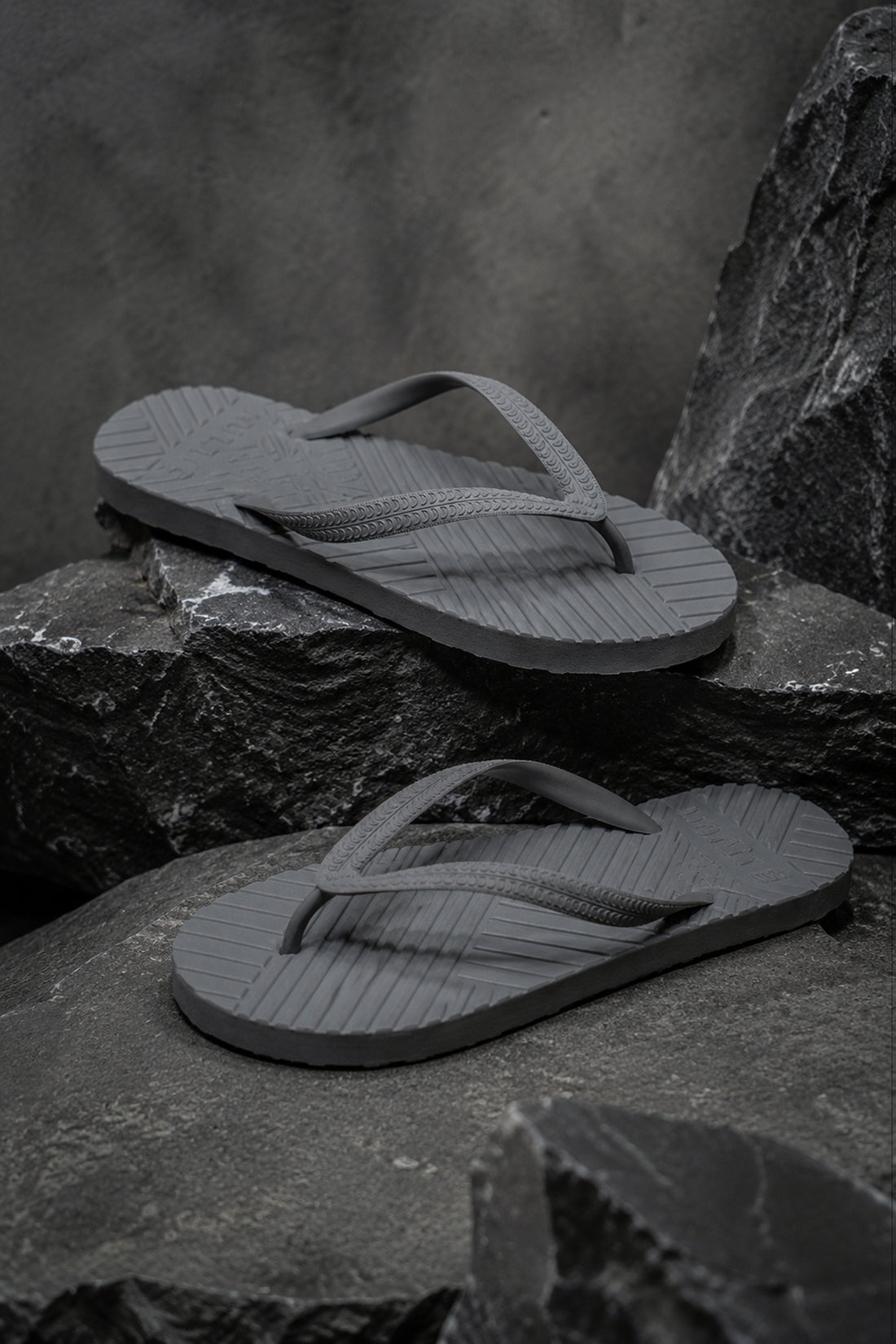HUSTLE Men's  Flip Flops - Grey