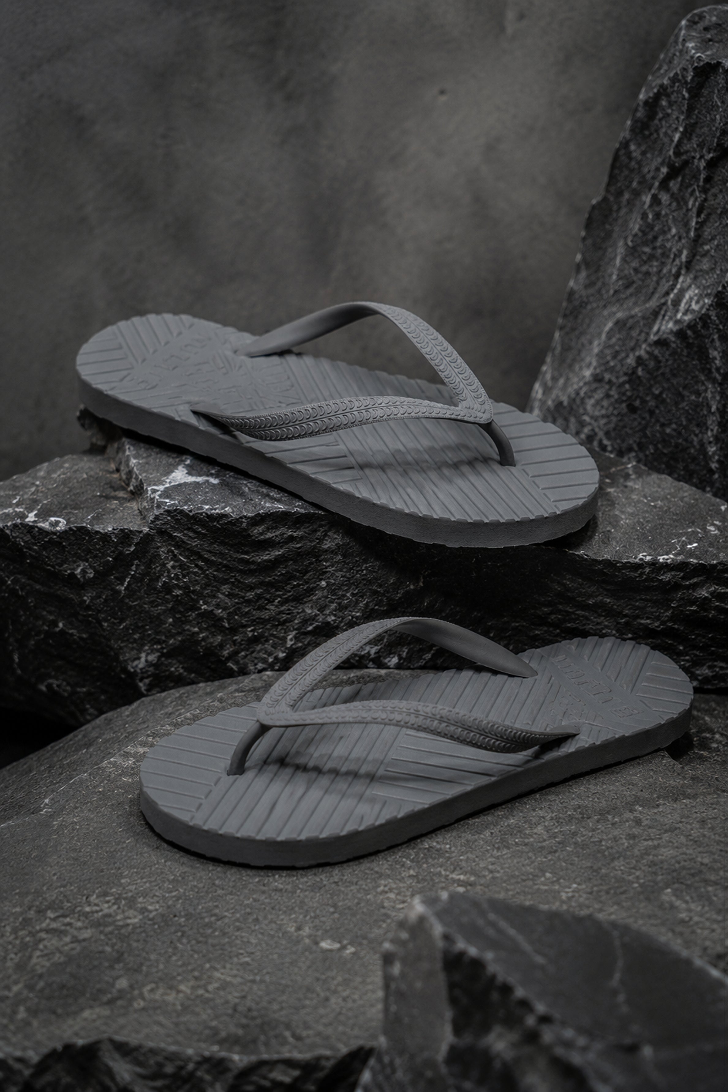 HUSTLE Men's  Flip Flops - Grey