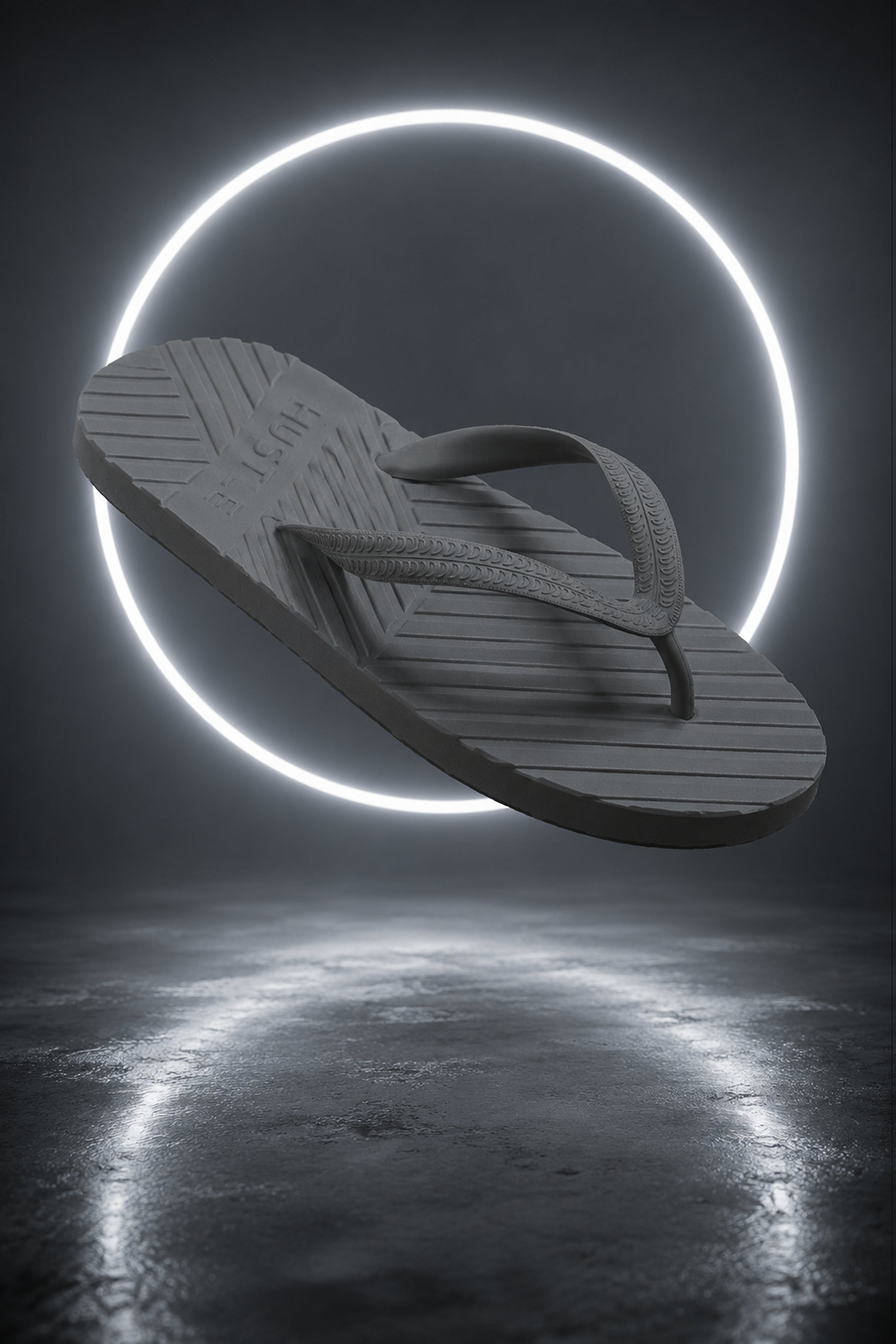 HUSTLE Men's Gray Flip Flops