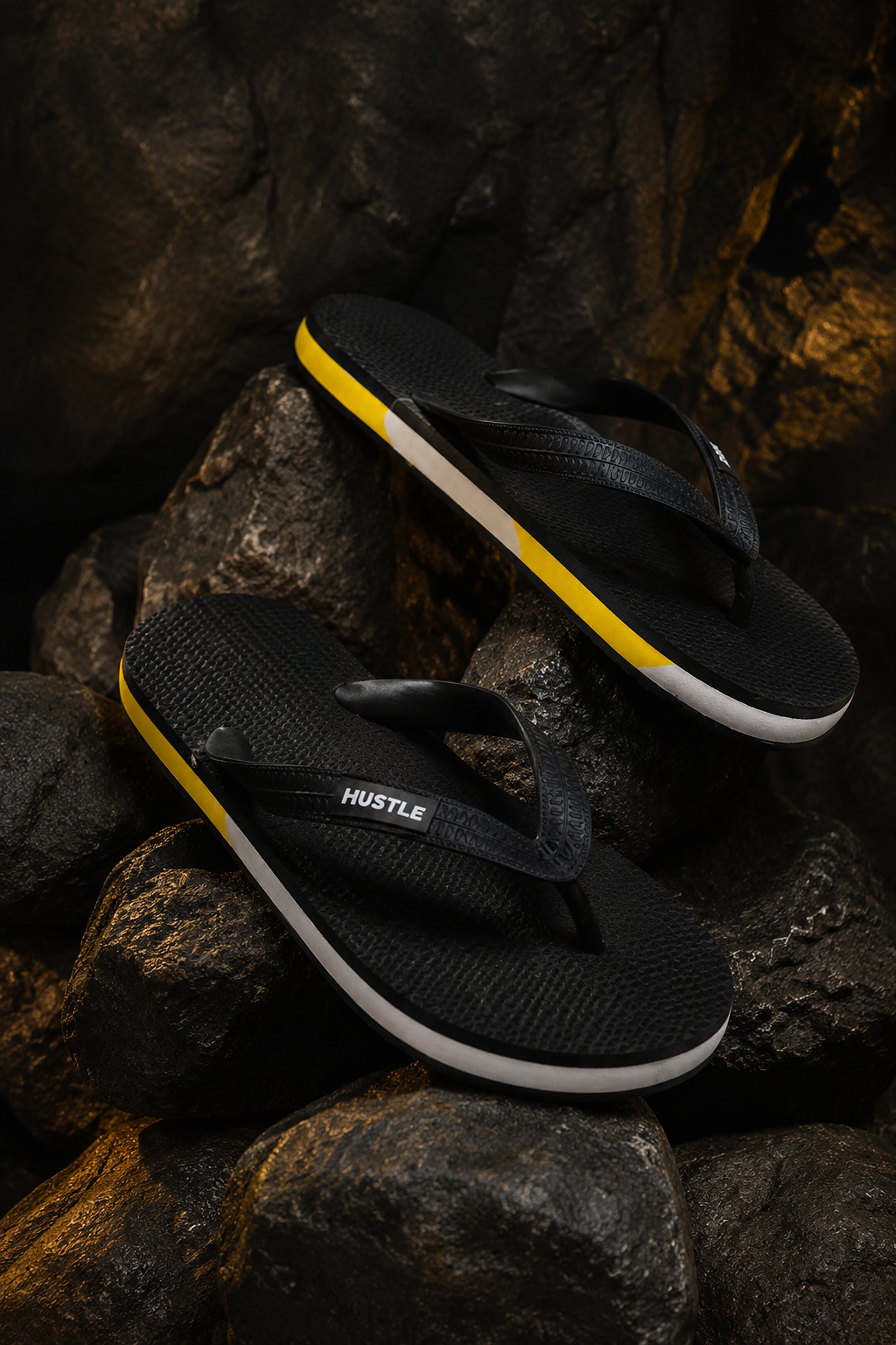 HUSTLE Men's Flip Flops - Black