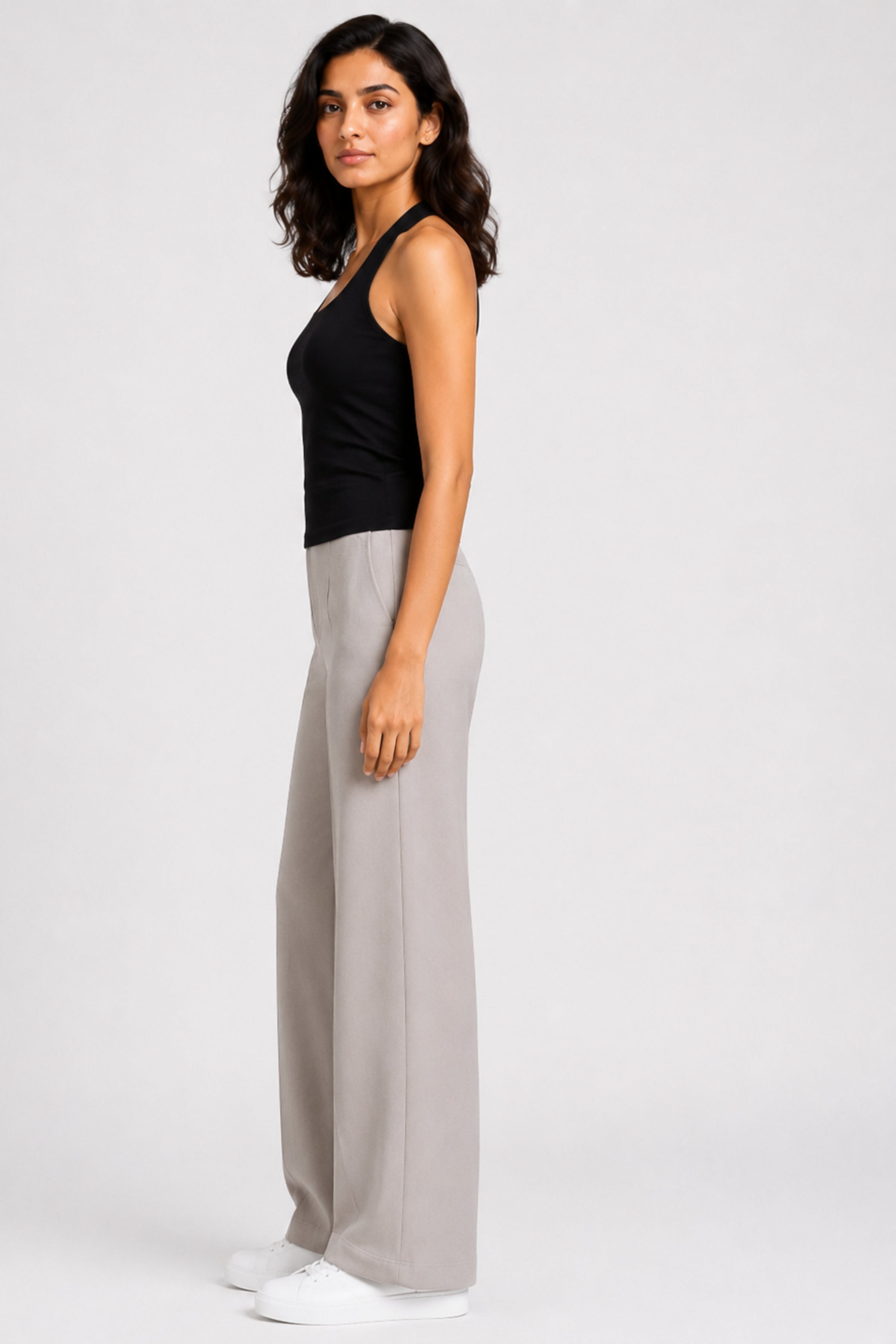 MODANO Casual Crop Top - Black