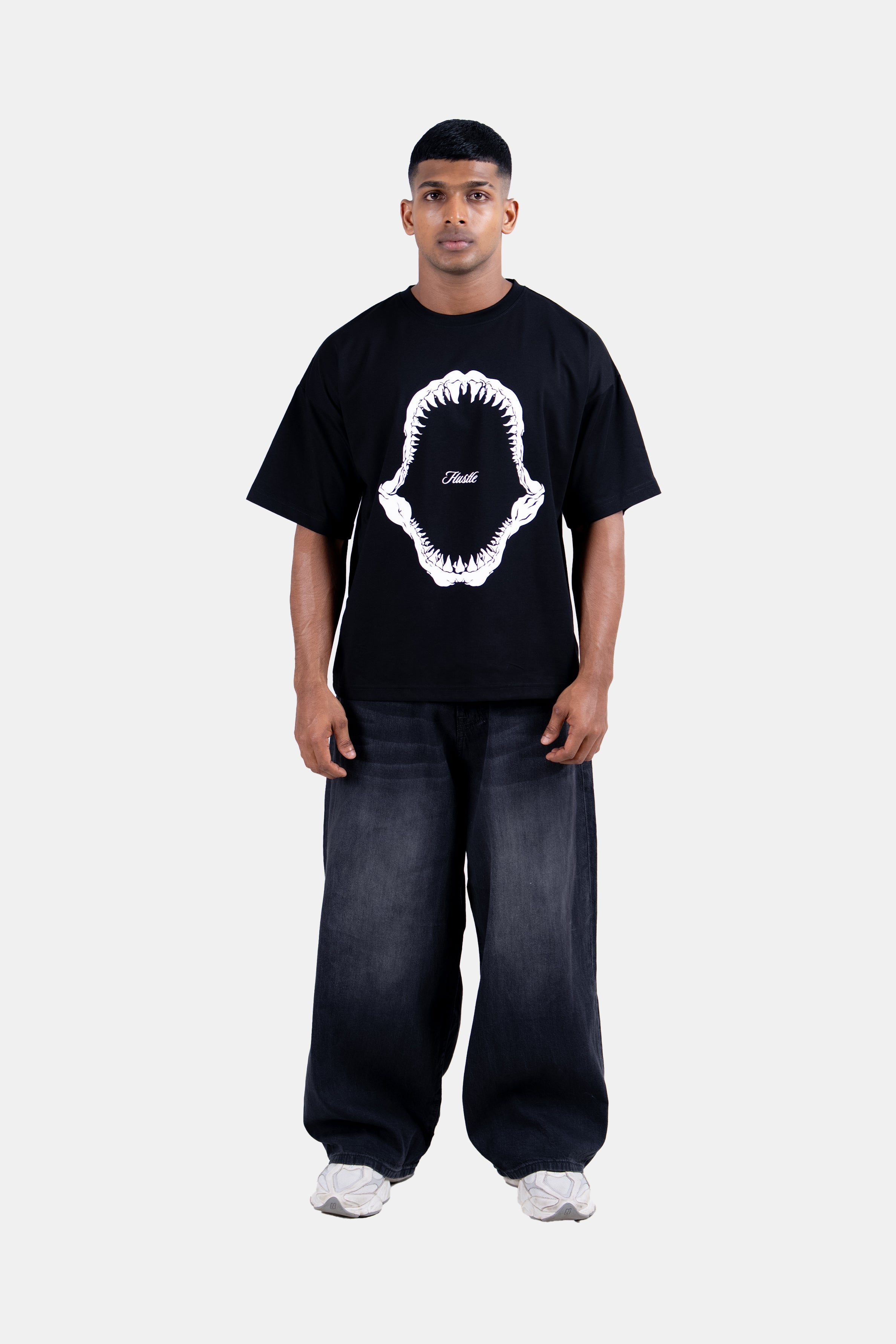 Hustle Men's Printed Crew Neck T-Shirt - Black & Beige
