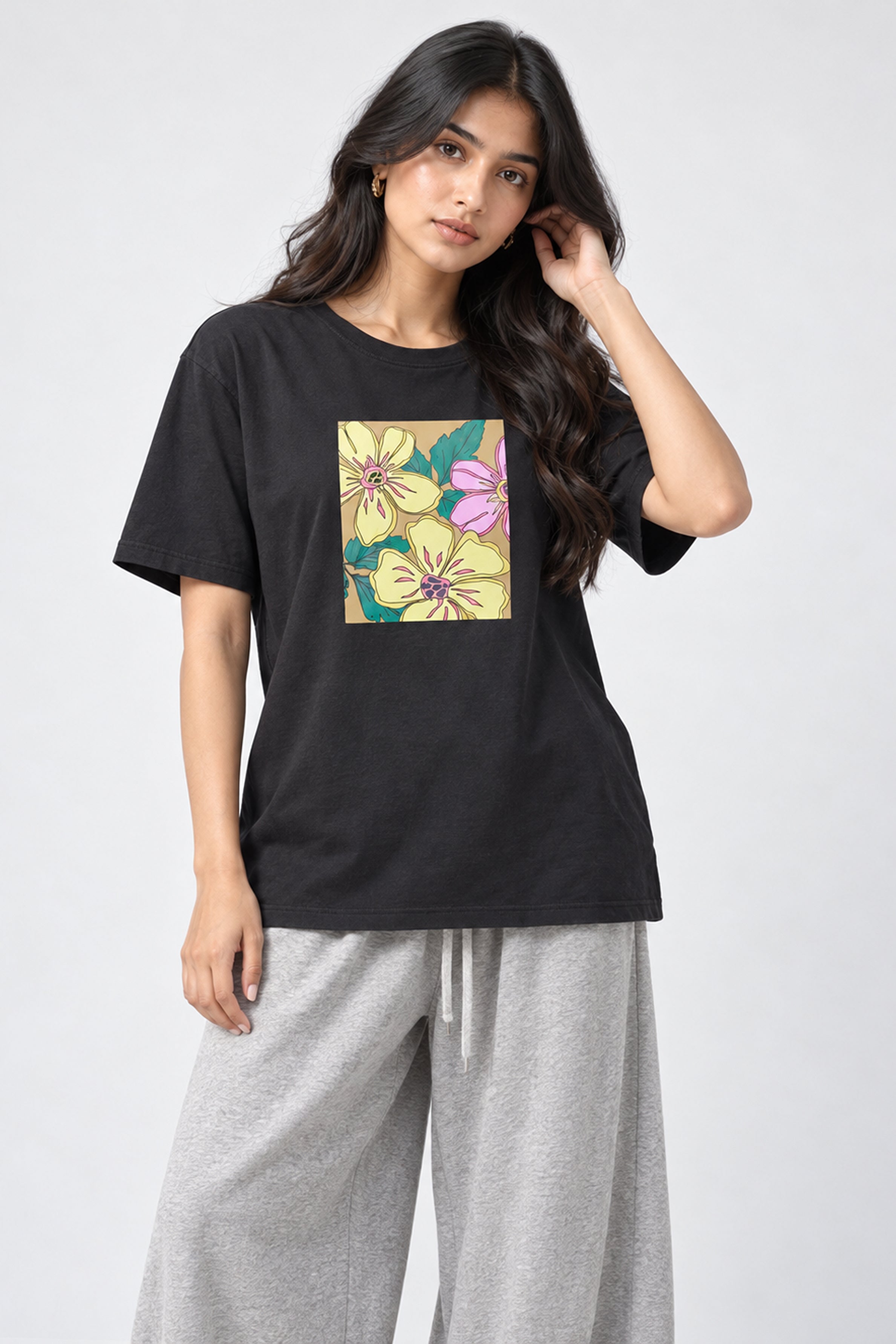 LOLI Women's Crew Neck Regular Tees - Black