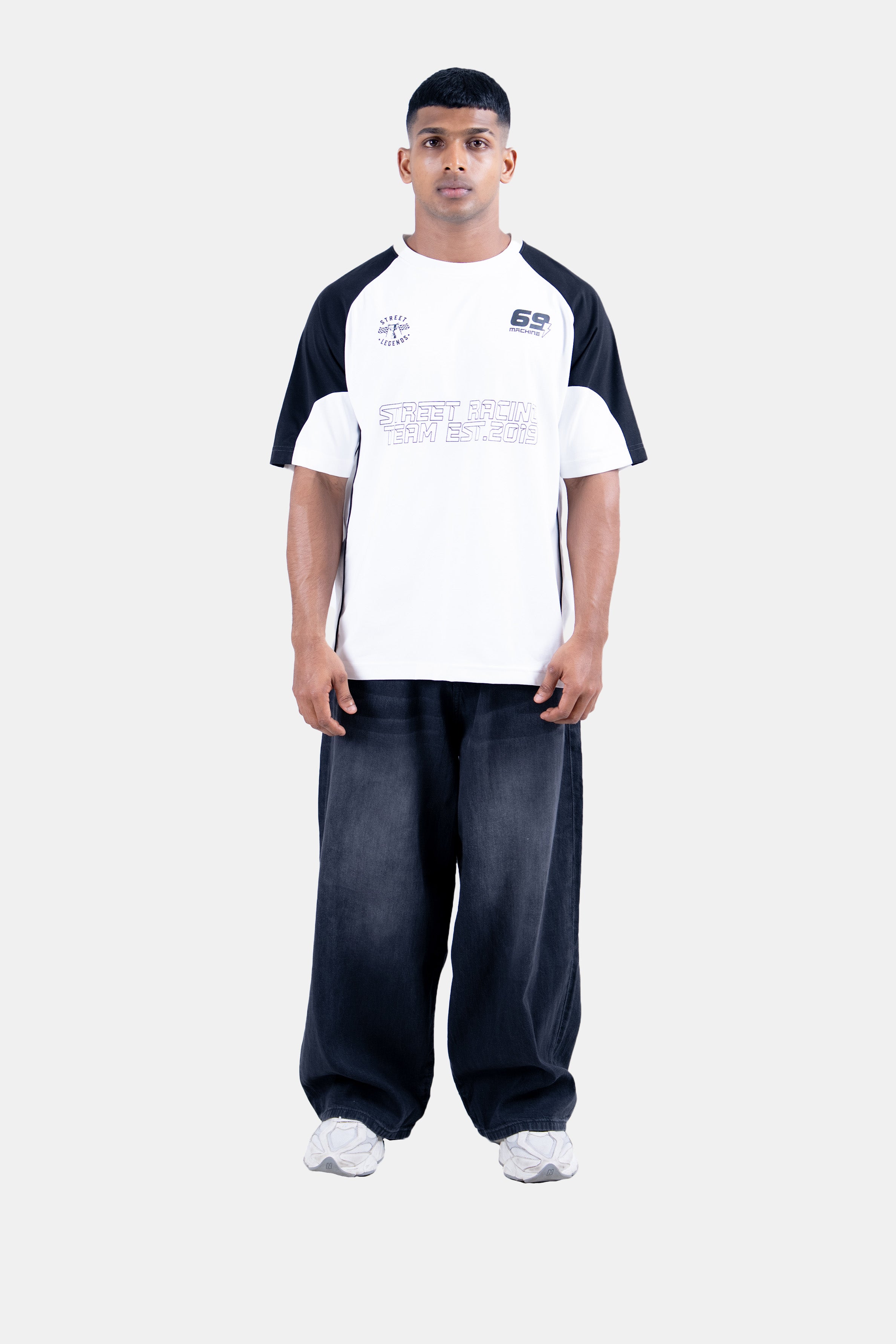 Hustle Men's Crew Neck T-Shirt - White & Black