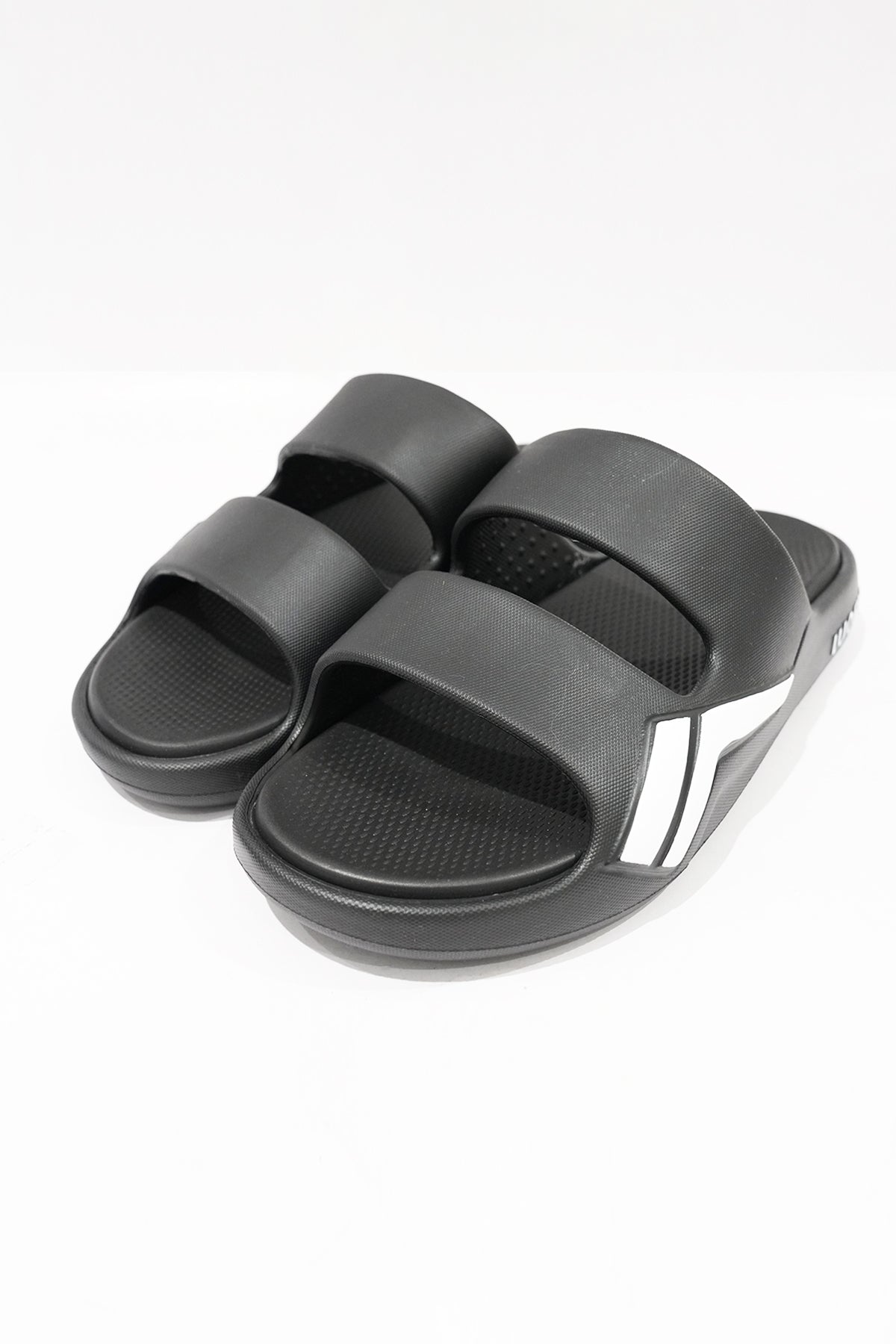 Men's Casual Slider