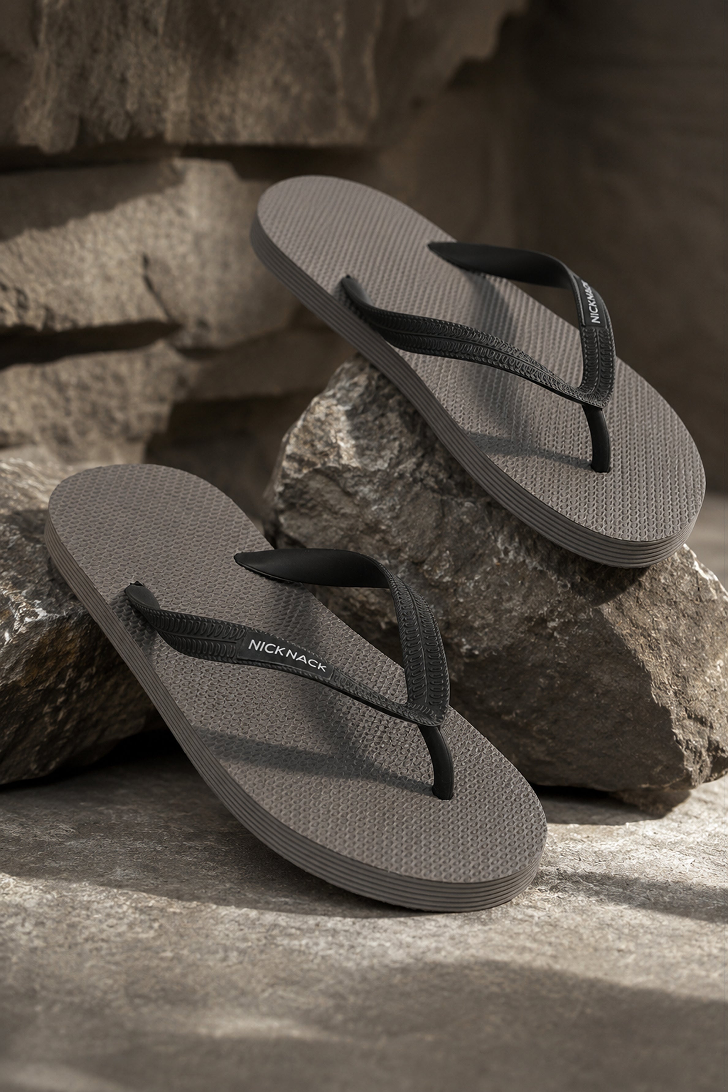 NICK NACK  Men's Flip Flops - Gray