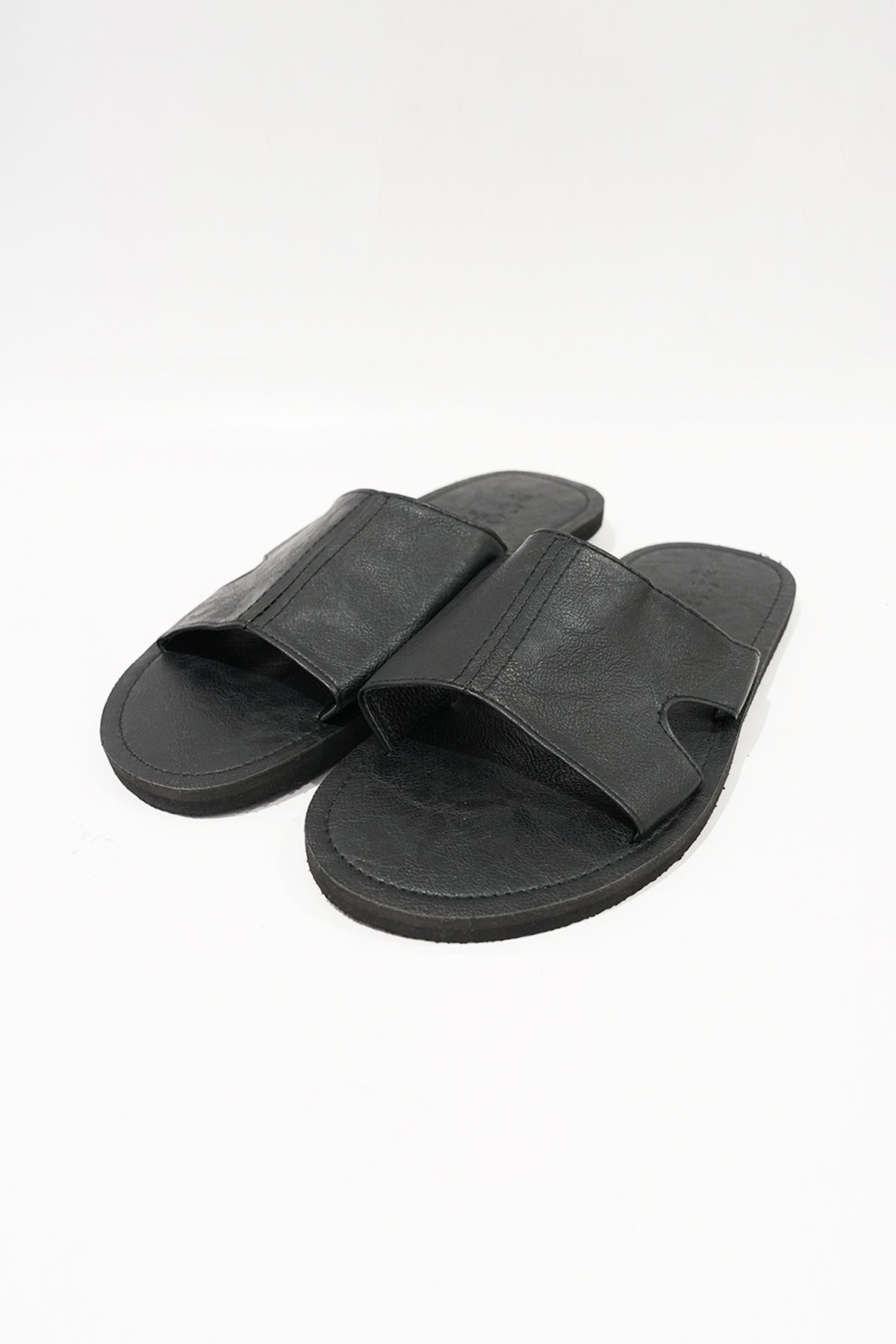 MUN Men's Casual Slider