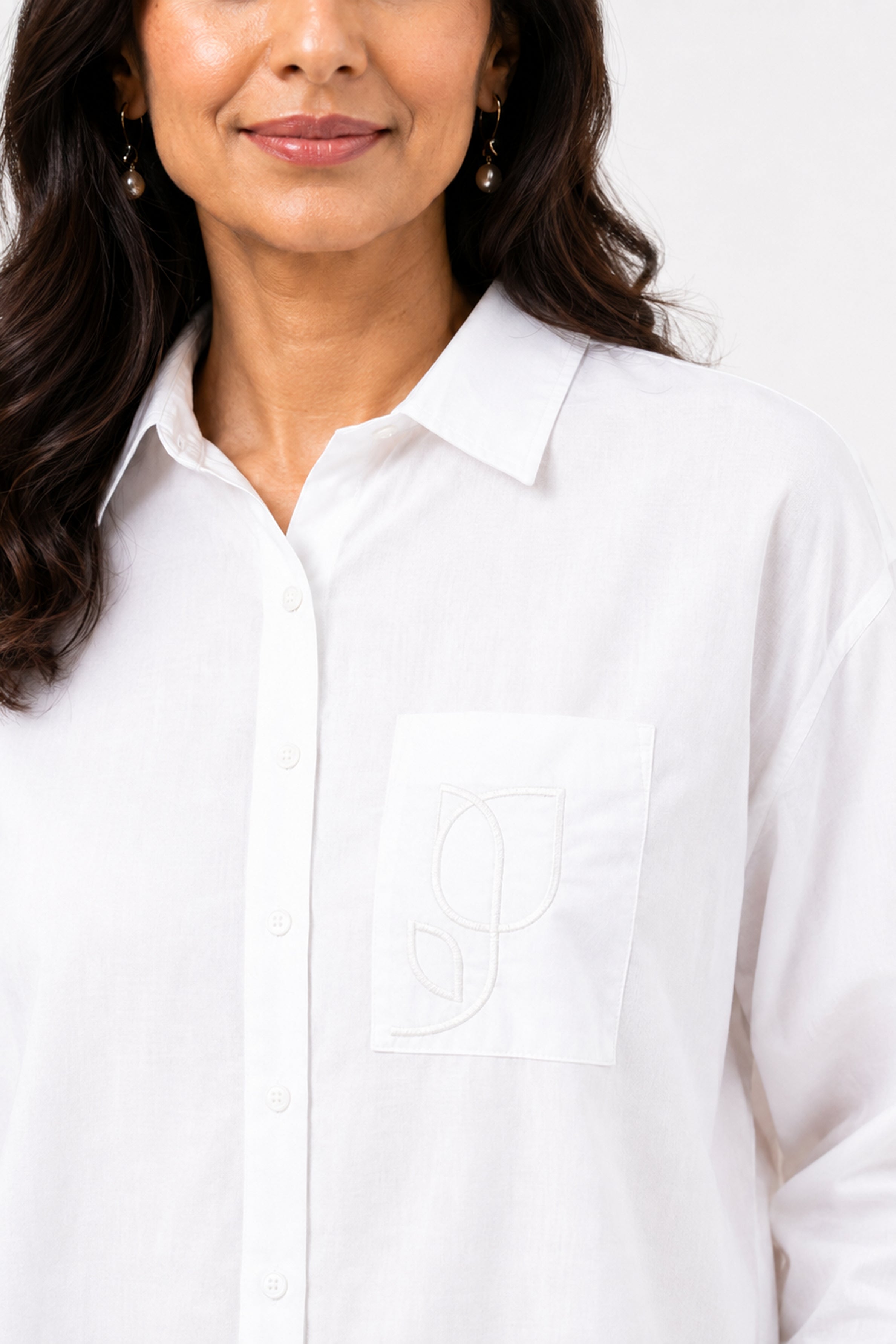 HADA Casual Relaxed Fit Button-Front Blouse - White