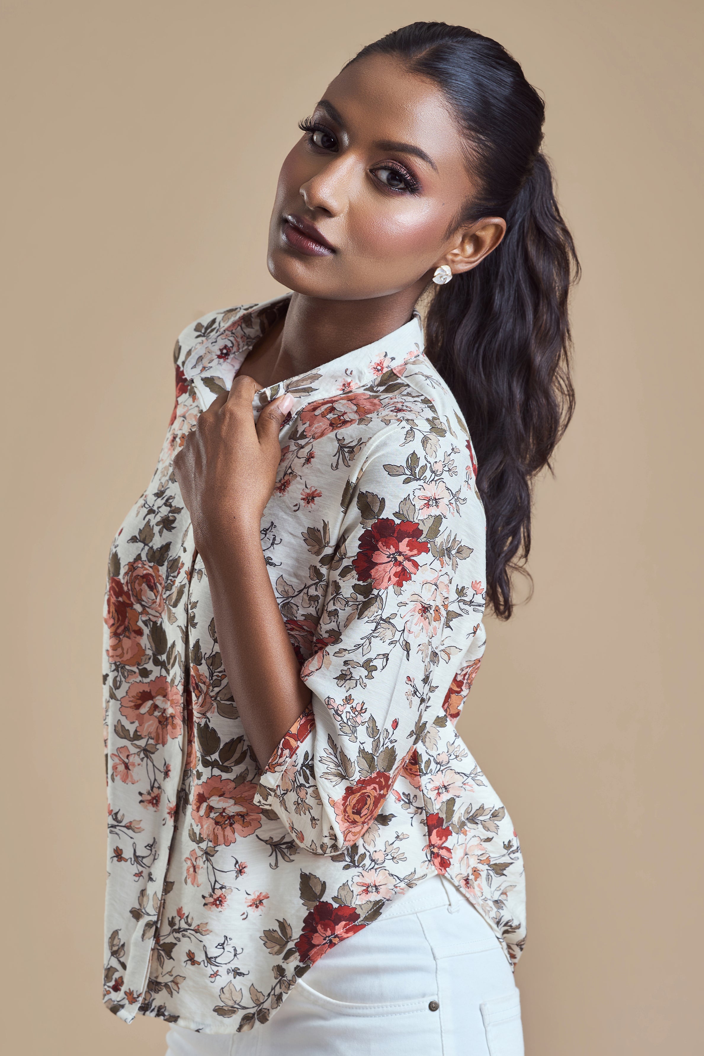 ANDRIANA Formal Printed Blouse - Beige