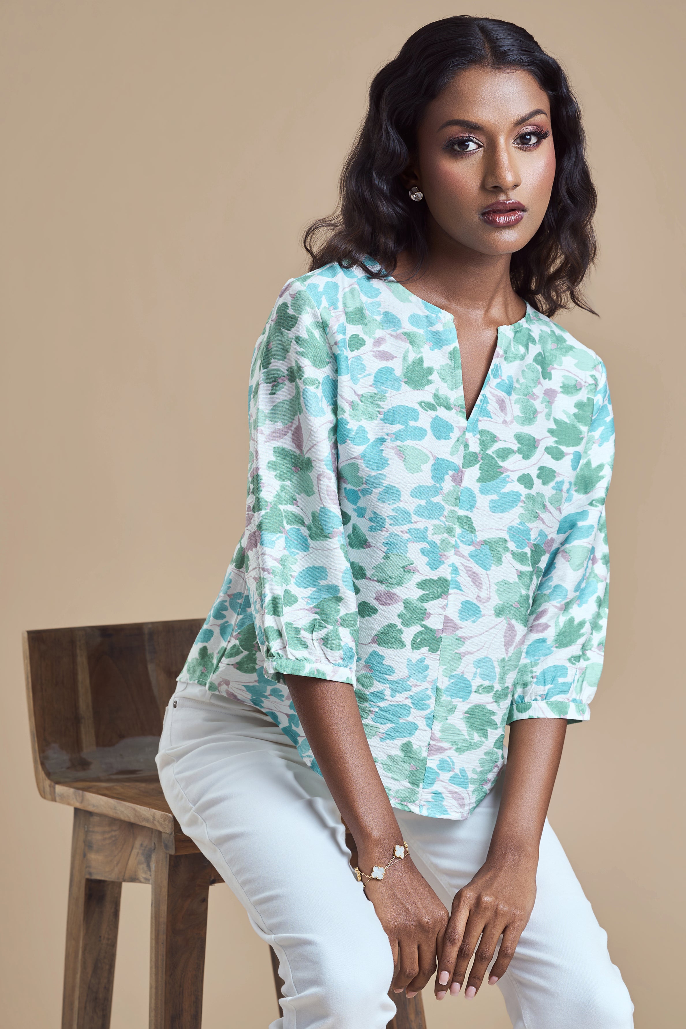 ANDRIANA Formal Printed Blouse - Green