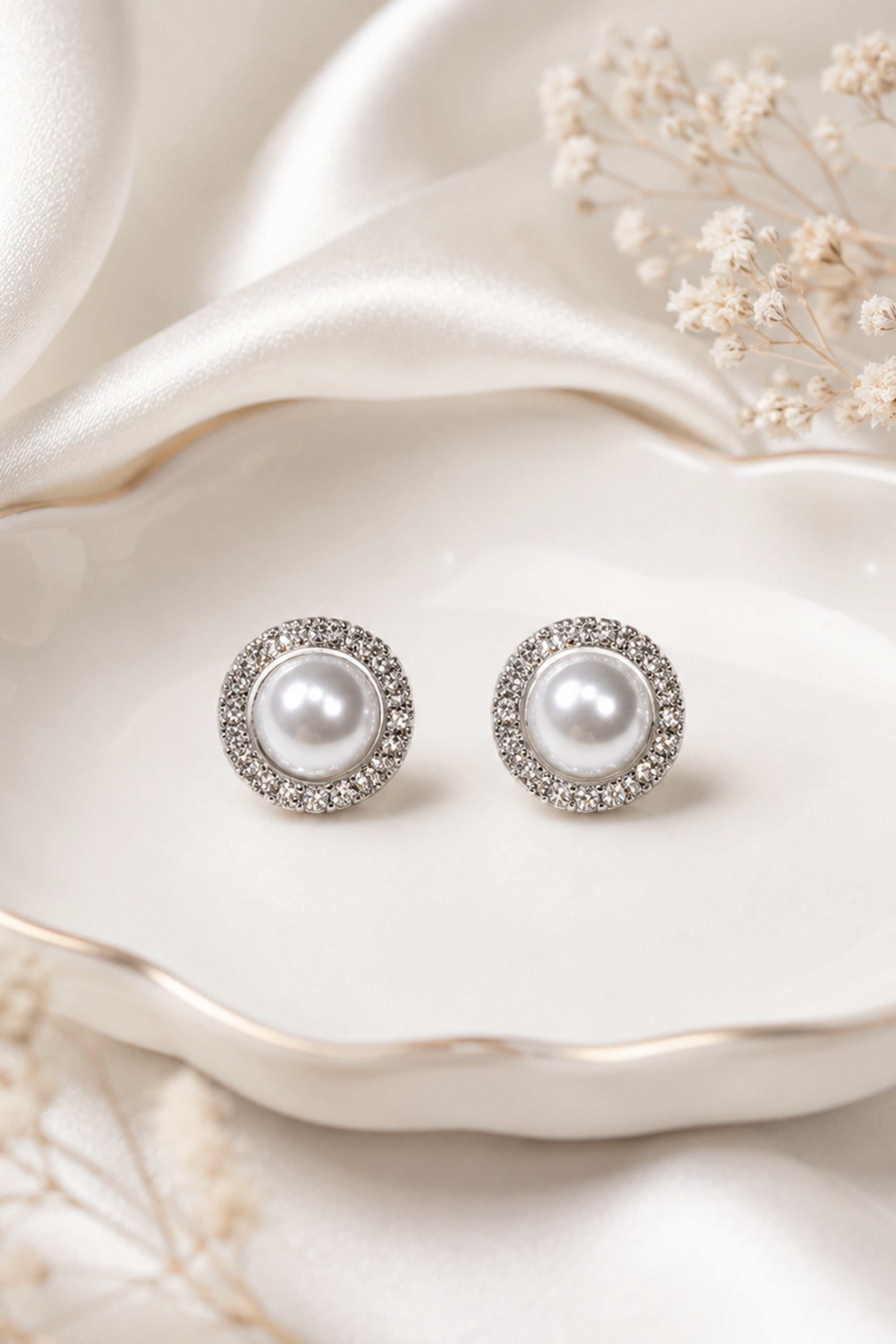 Women's Elegant Fashion Earrings