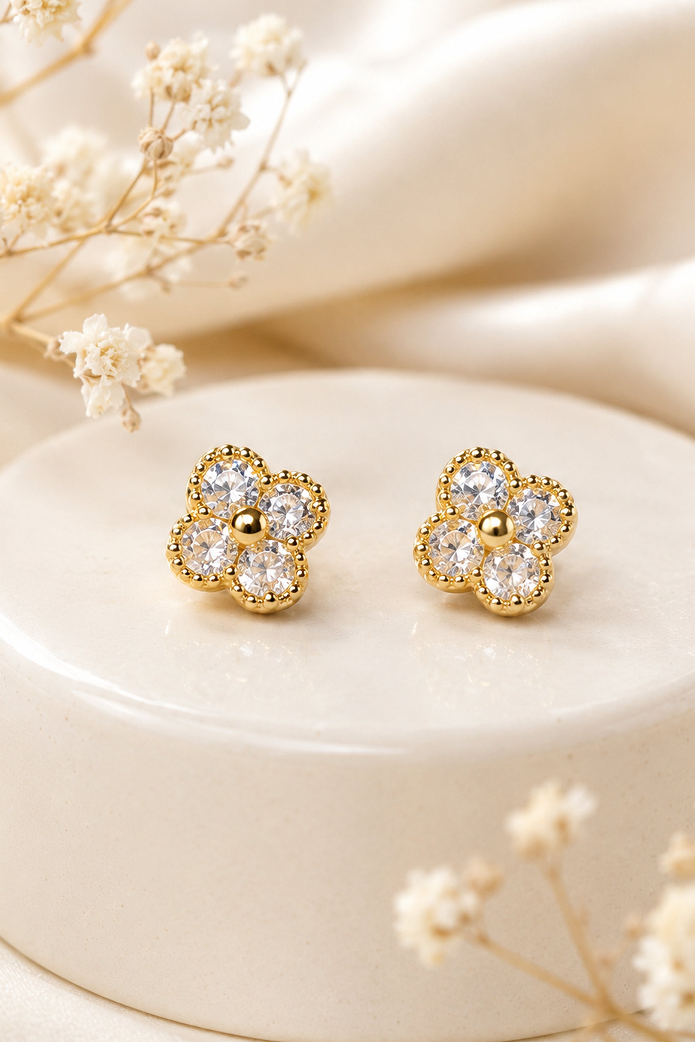 Women's Elegant Fashion Earrings