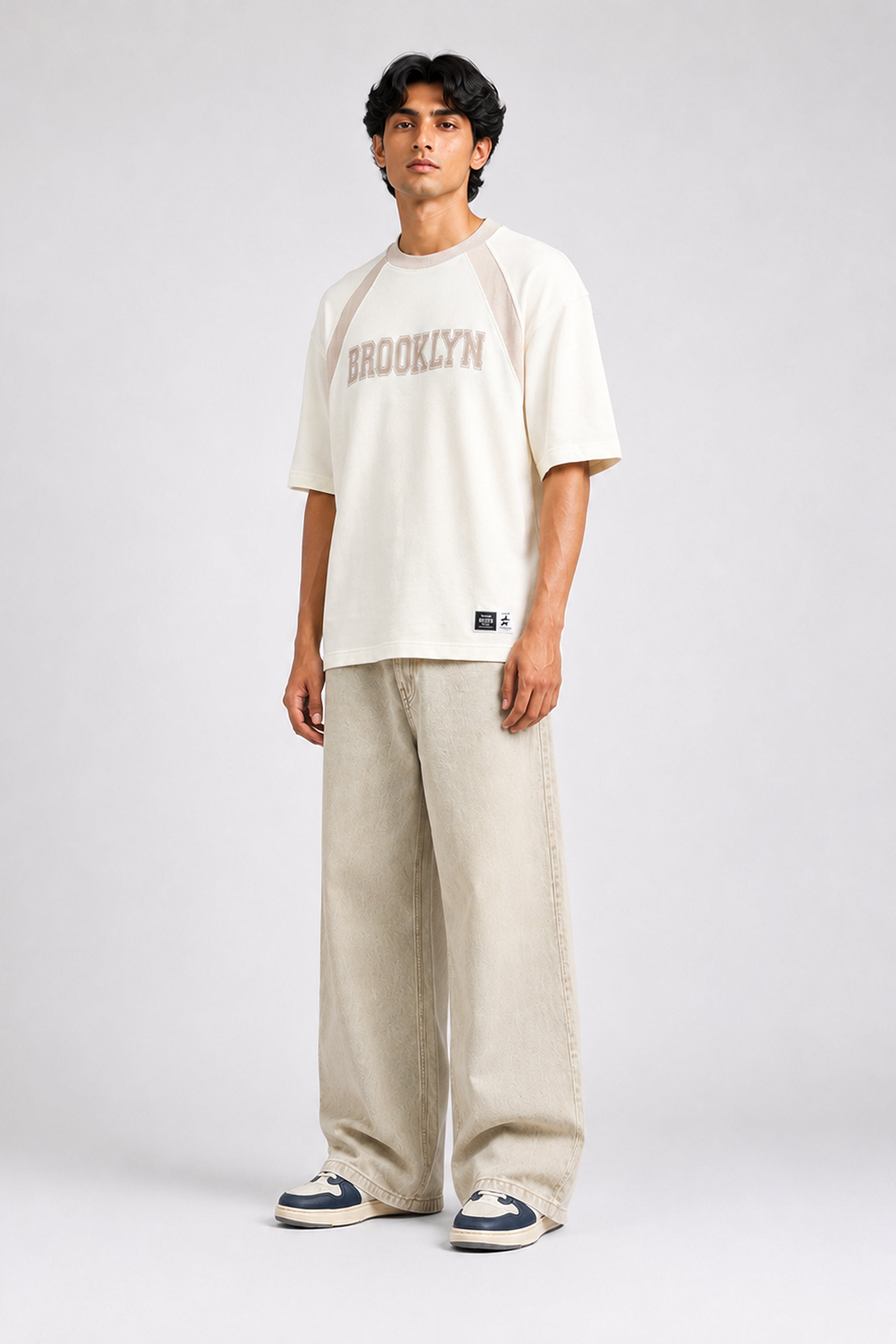 HUSTLE Men's Oversized T-Shirt – White