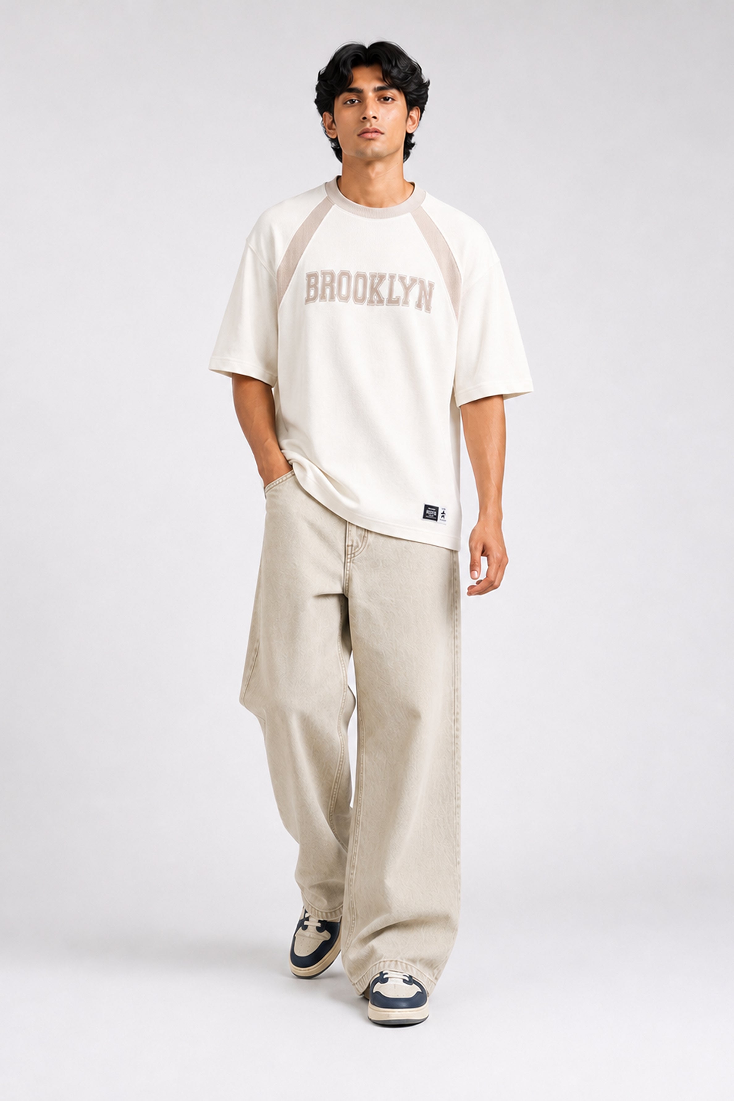 HUSTLE Men's Oversized T-Shirt – White
