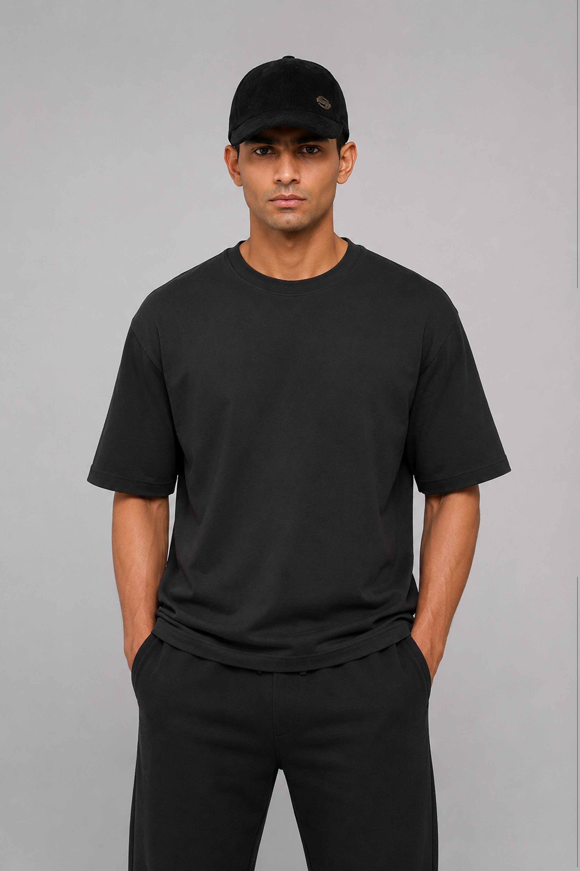 HUSTLE Unisex Black Cap