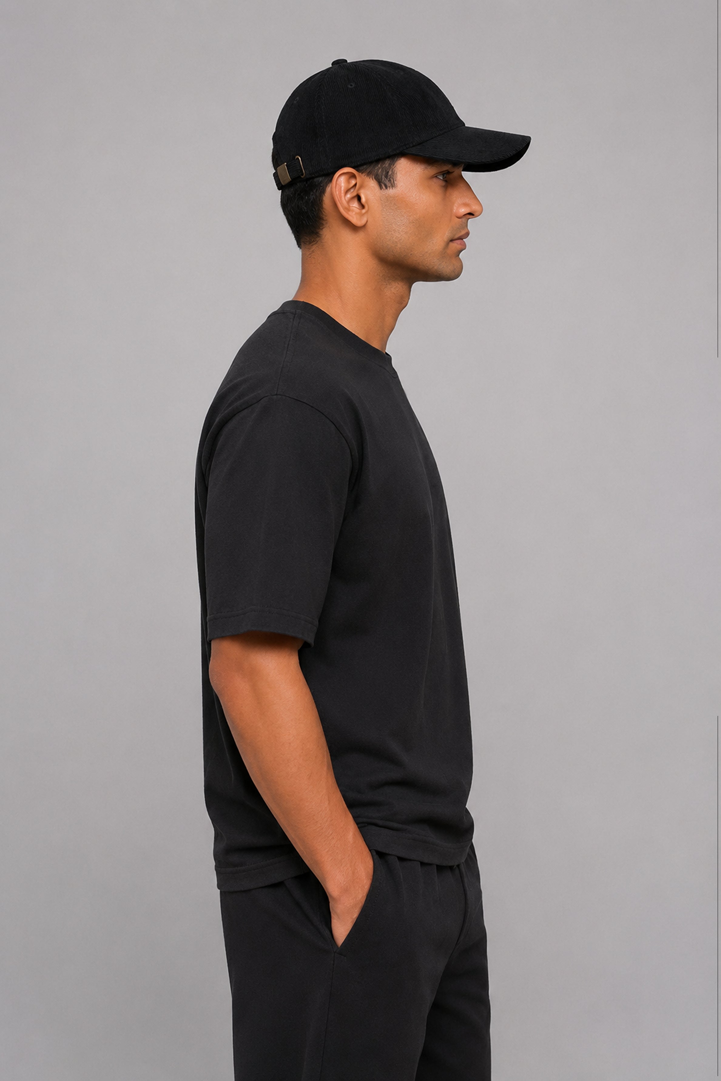 HUSTLE Unisex Black Cap