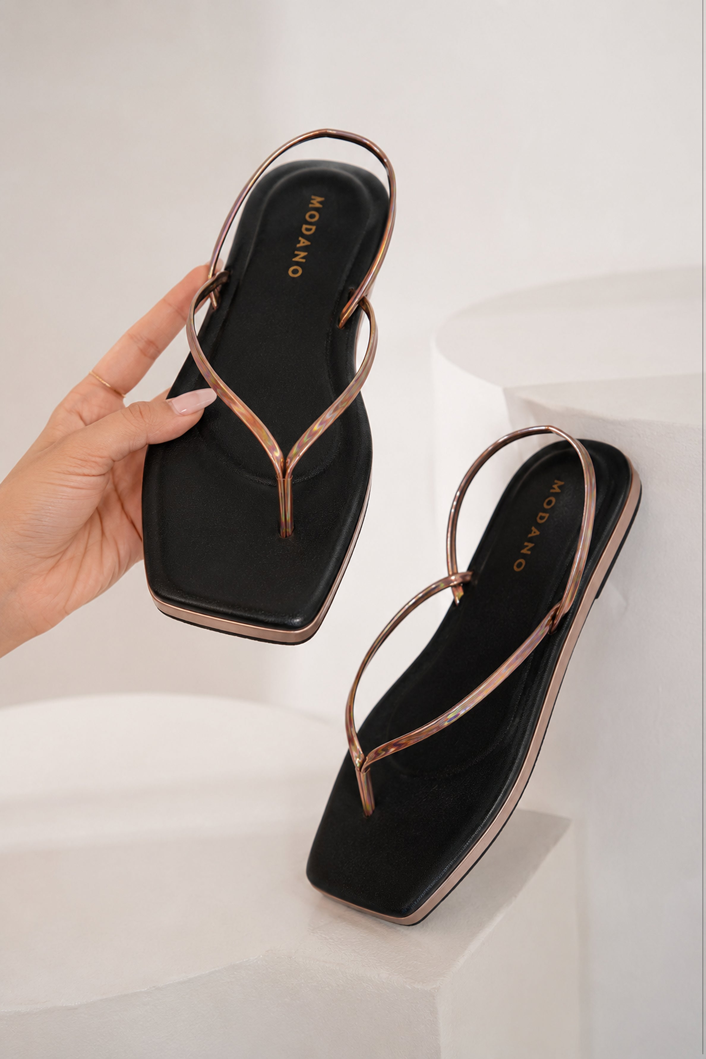 MODANO Women's Sandals - Bronz