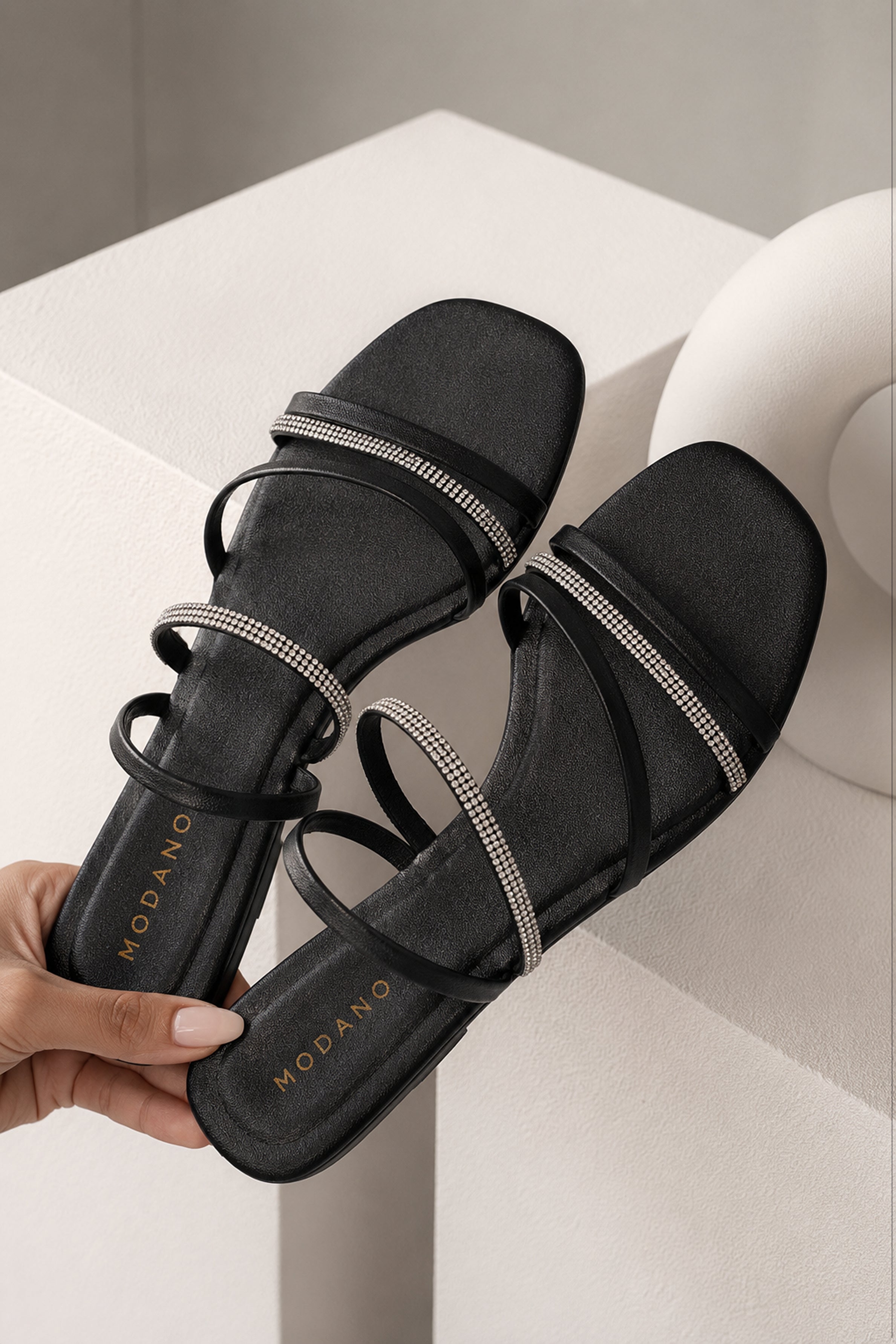 MODANO Women's Sandals - Ivory