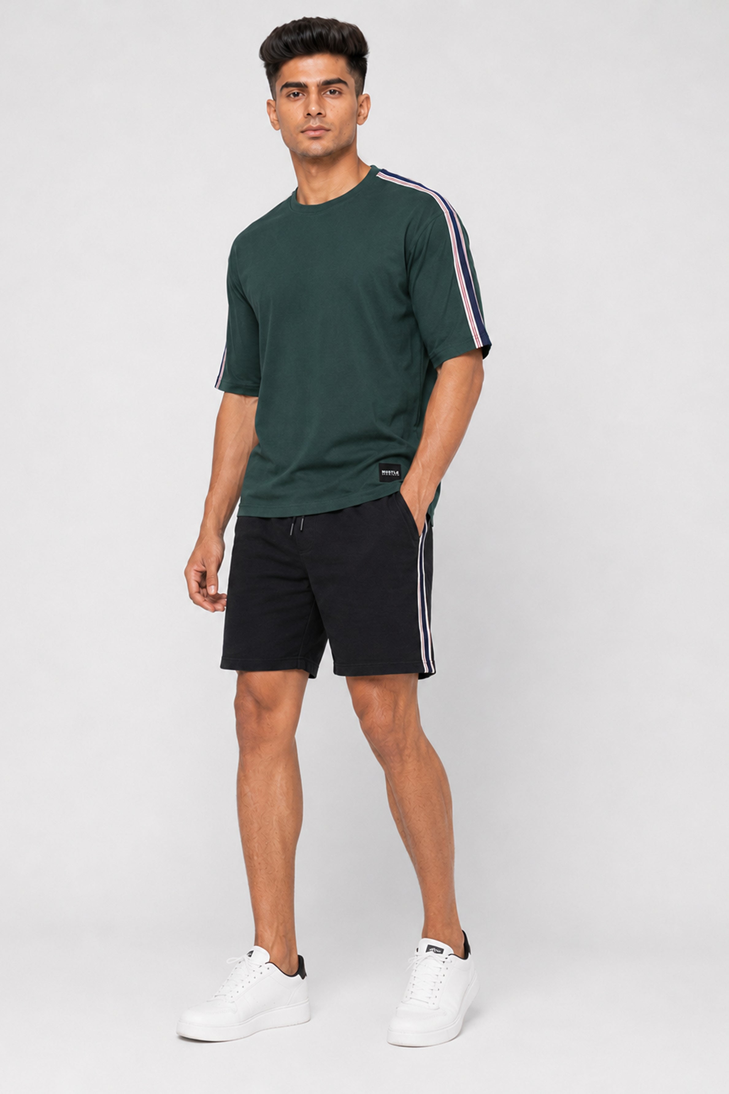 HUSTLE Men's Dark Green Relax-Fit T-Shirt