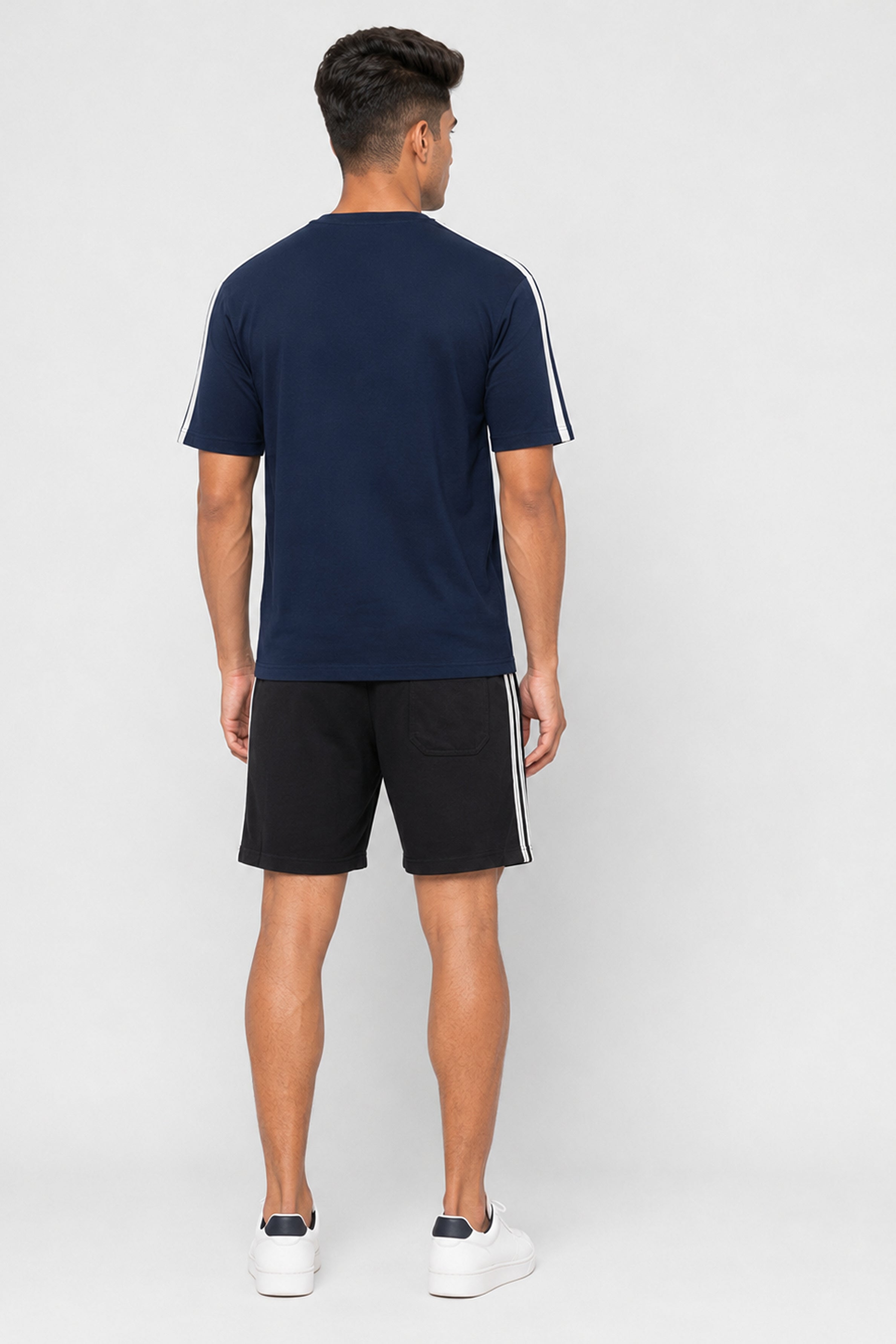 HUSTLE Men's Navy Relax-Fit T-Shirt