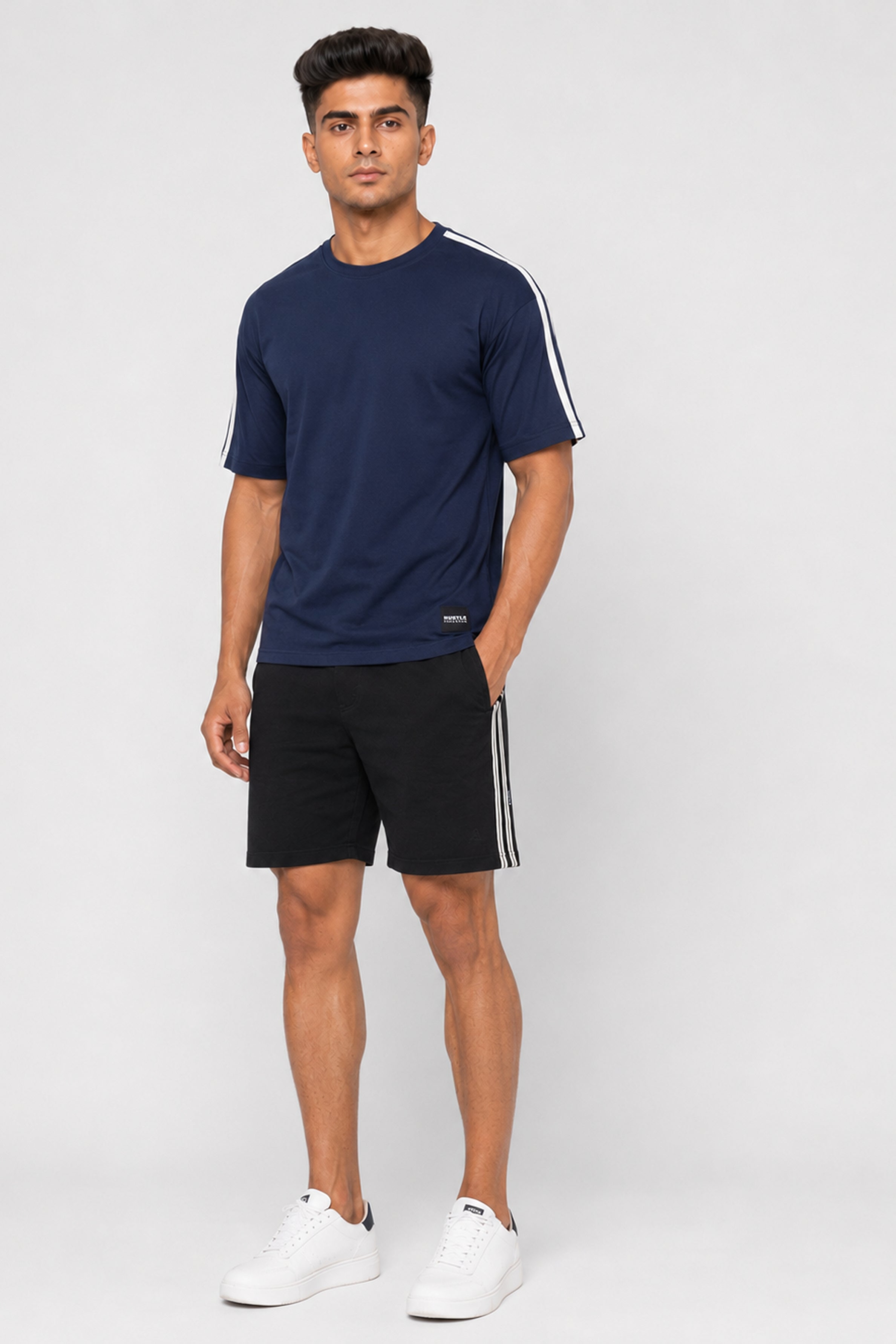 HUSTLE Men's Navy Relax-Fit T-Shirt