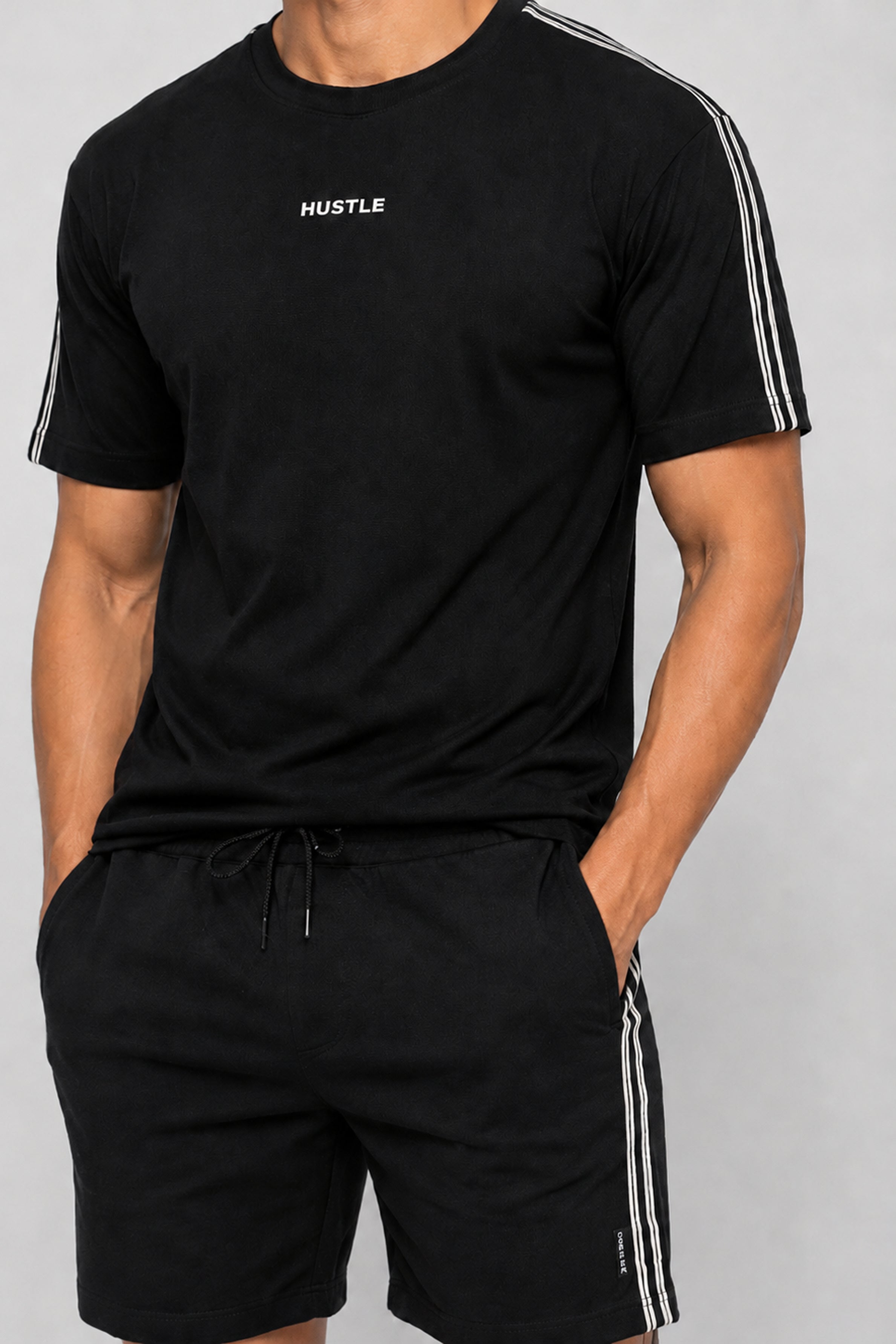 HUSTLE Men's Relax Fit T-Shirt - Black