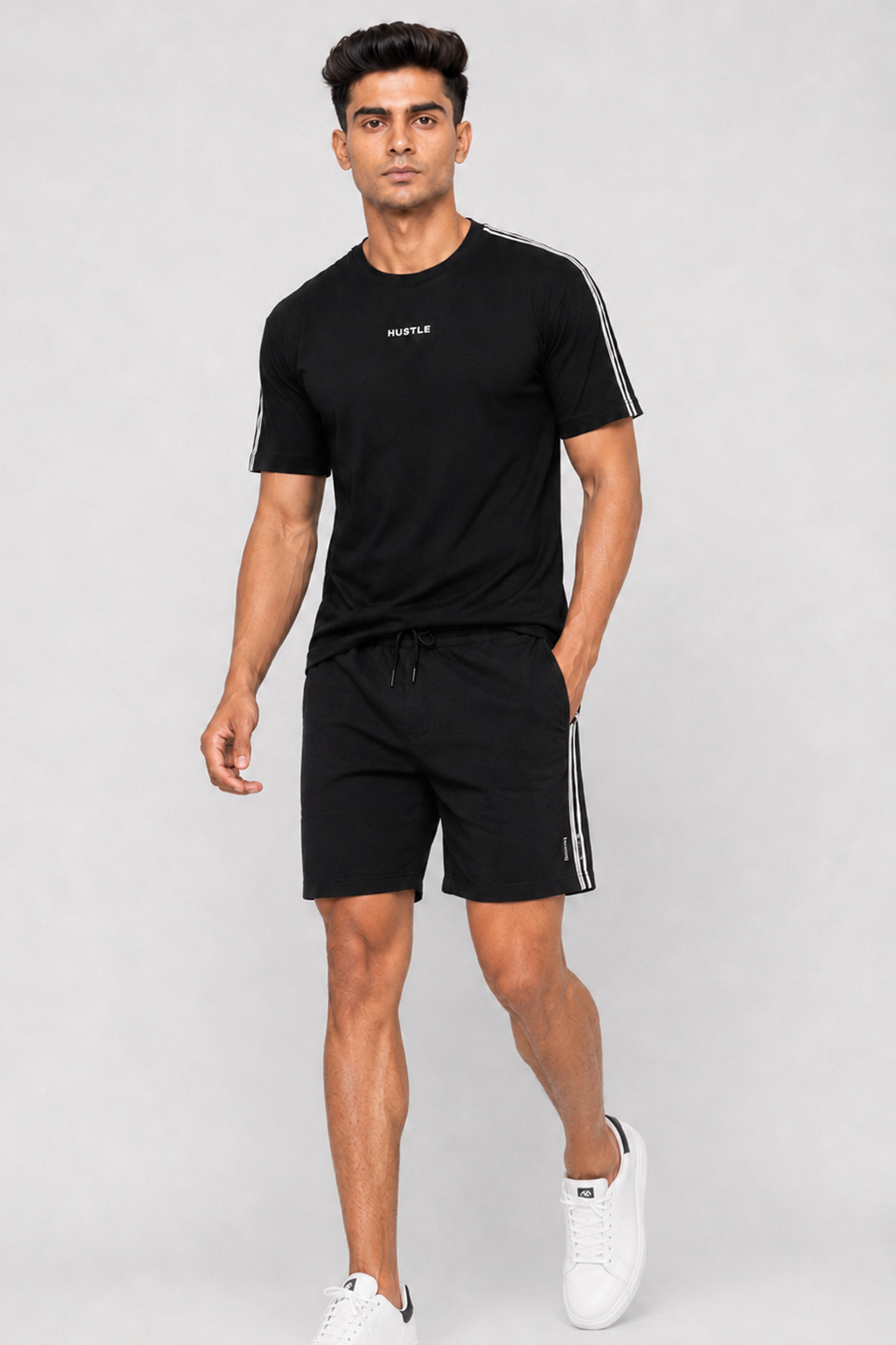 HUSTLE Men's Relax Fit T-Shirt - Black