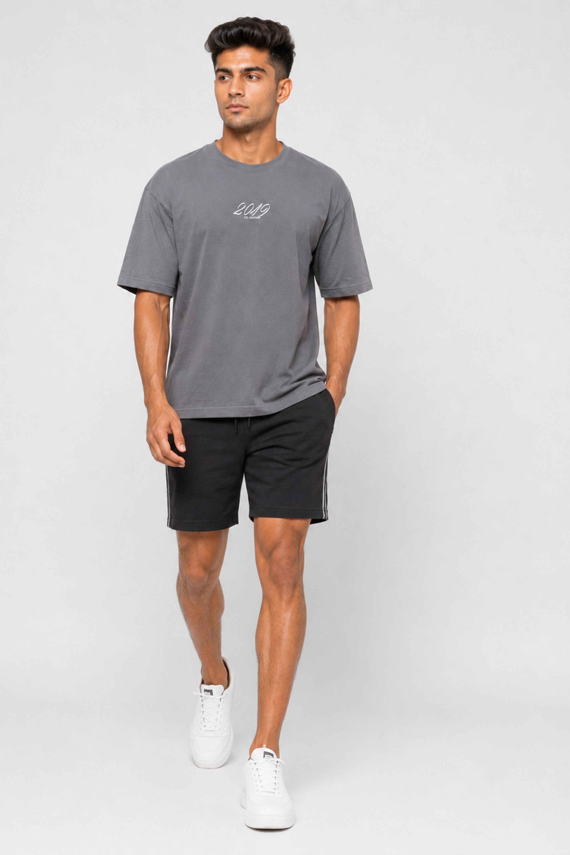 HUSTLE Men's Light Gray Relax-Fit T-Shirt