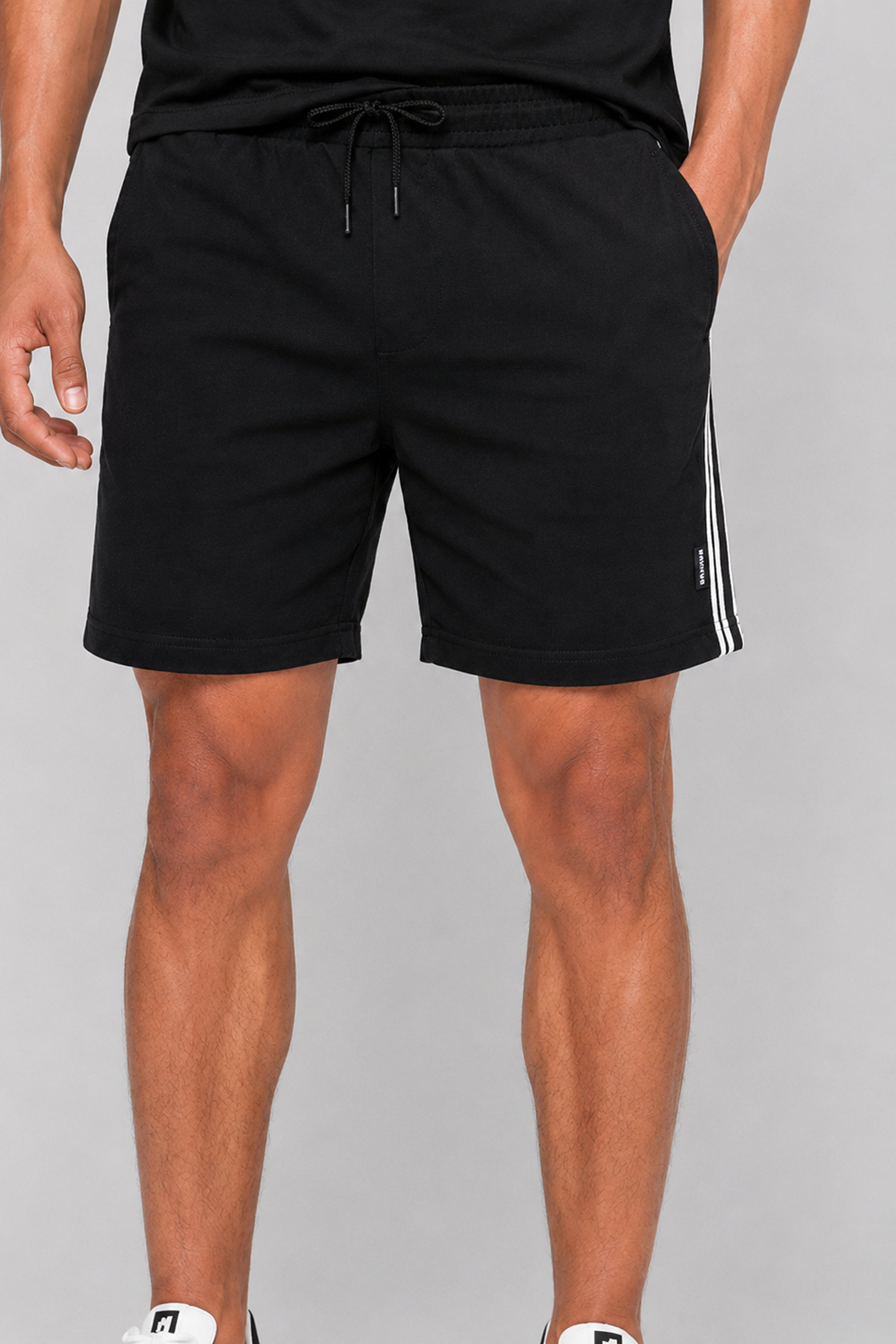 HUSTLE Men's Black Relax-Fit Shorts