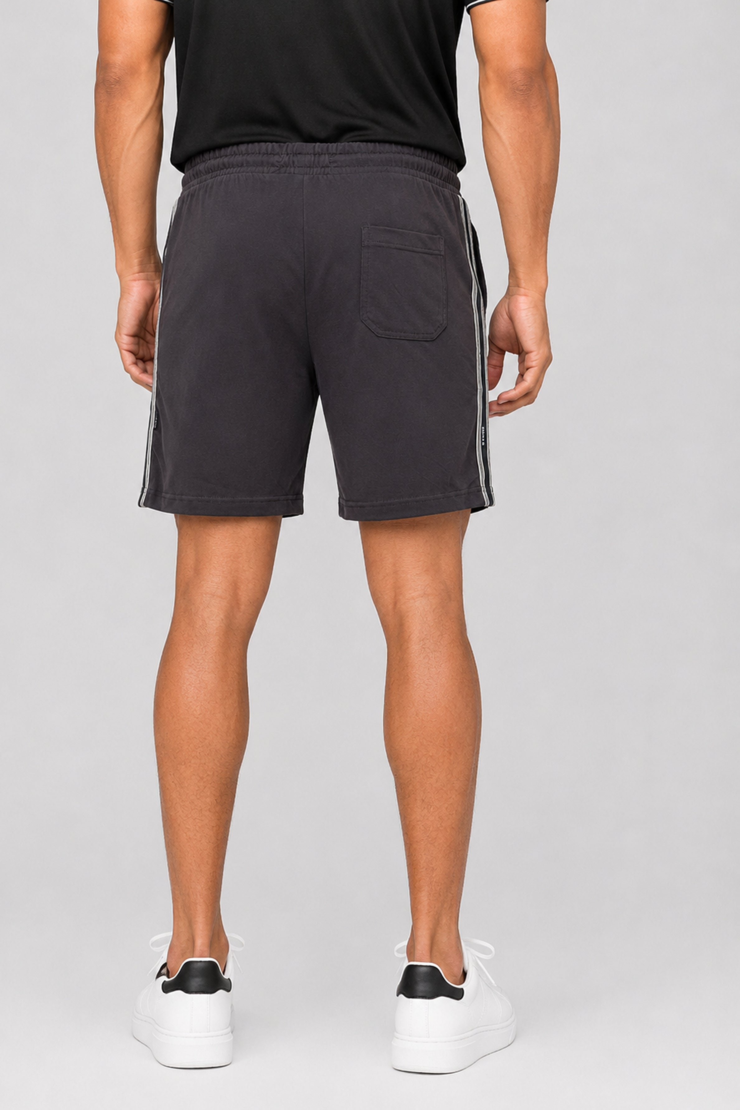 HUSTLE Men's Relax fit Short - Dark Gray
