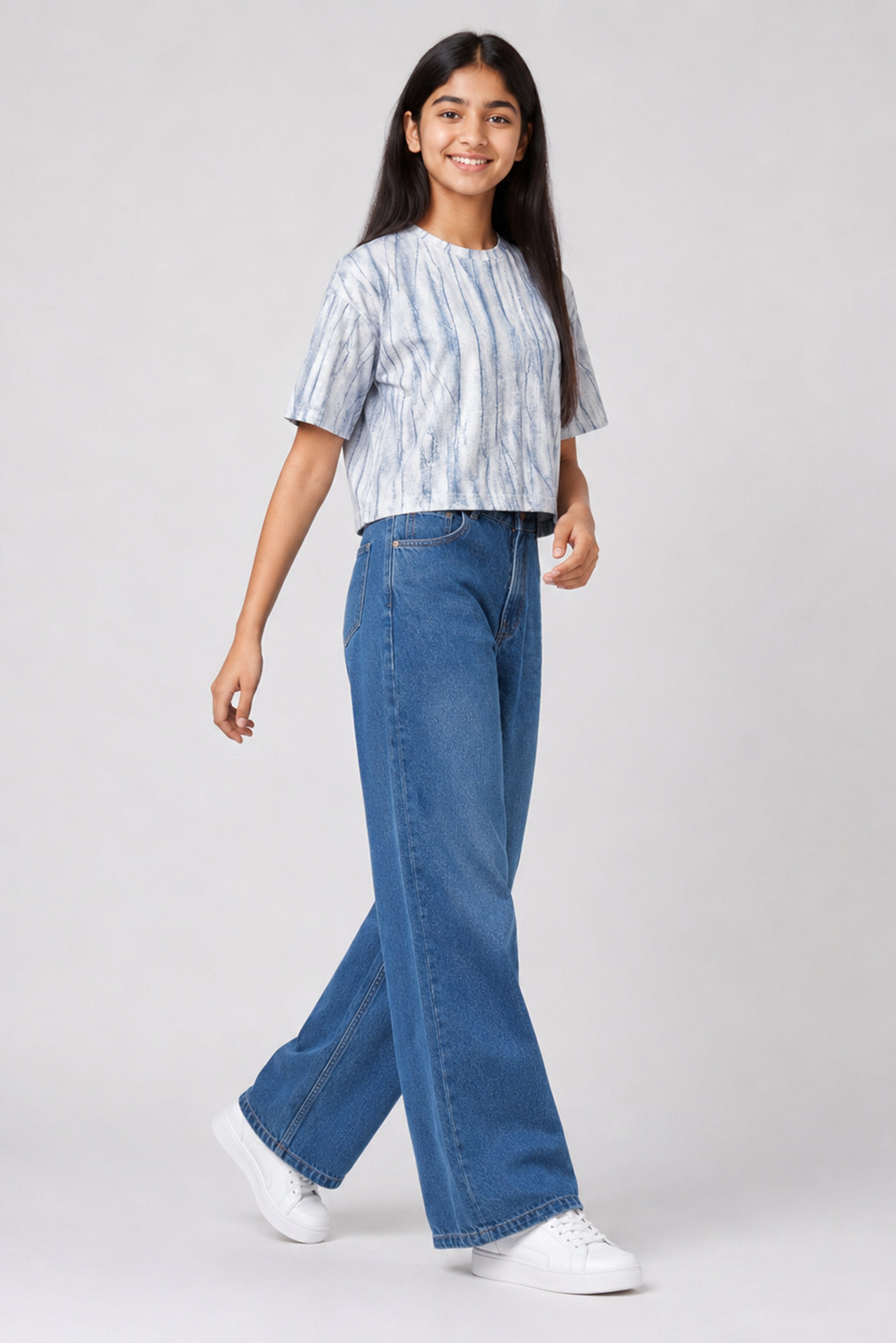 MISS MODANO Kids' Navy Blue Oversized Tee