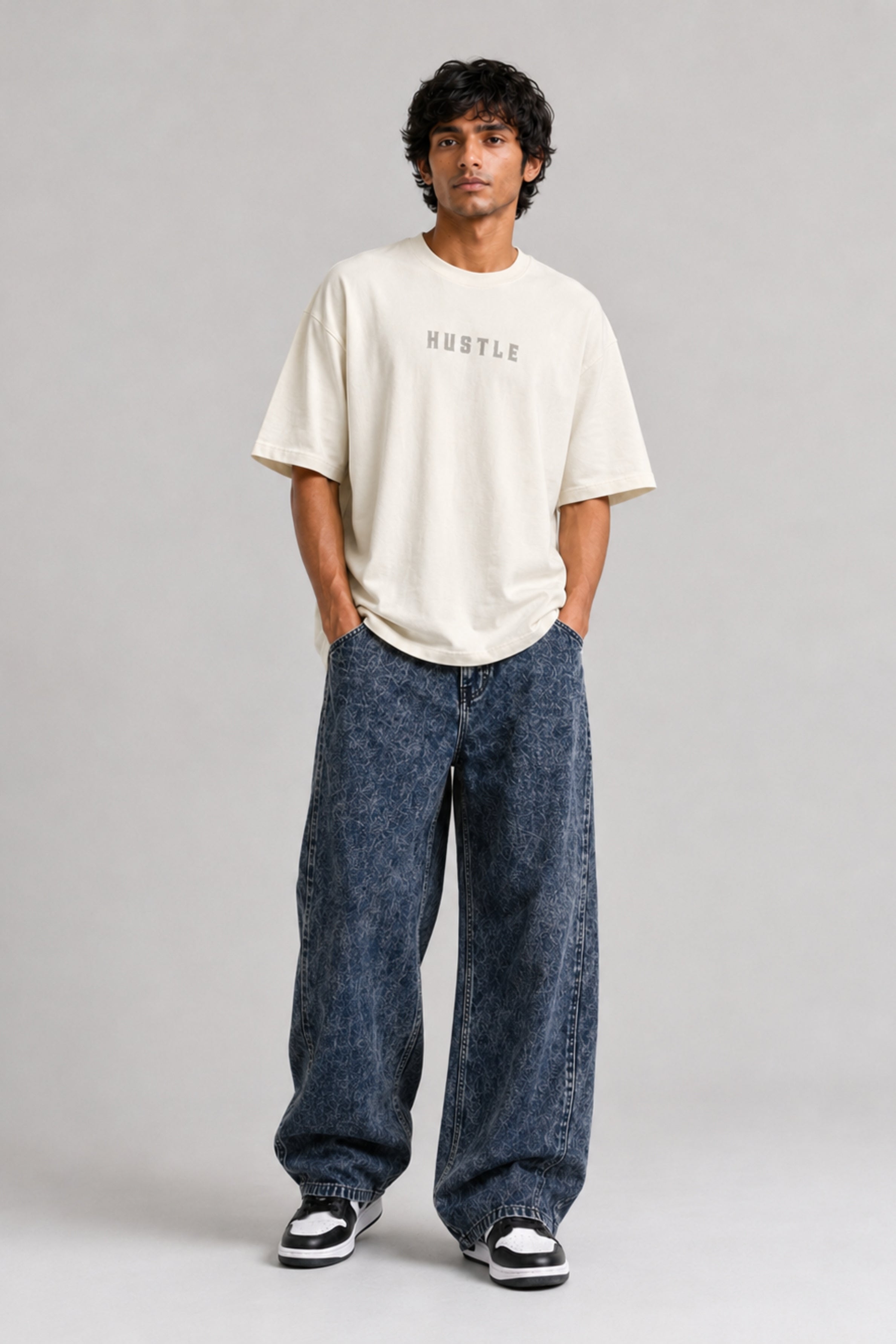 HUSTLE Men's Oversized T-Shirt - Cream