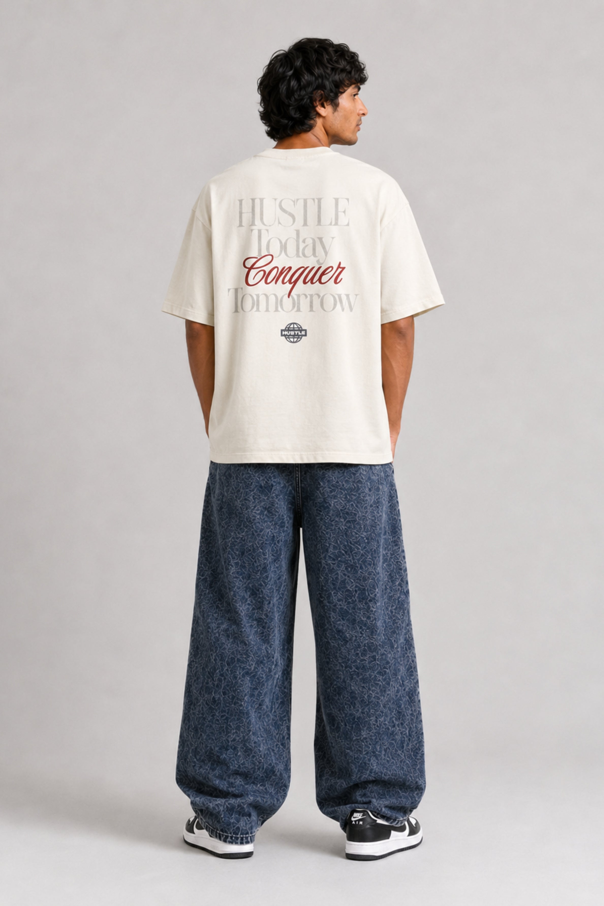 HUSTLE Men's Oversized T-Shirt - Cream