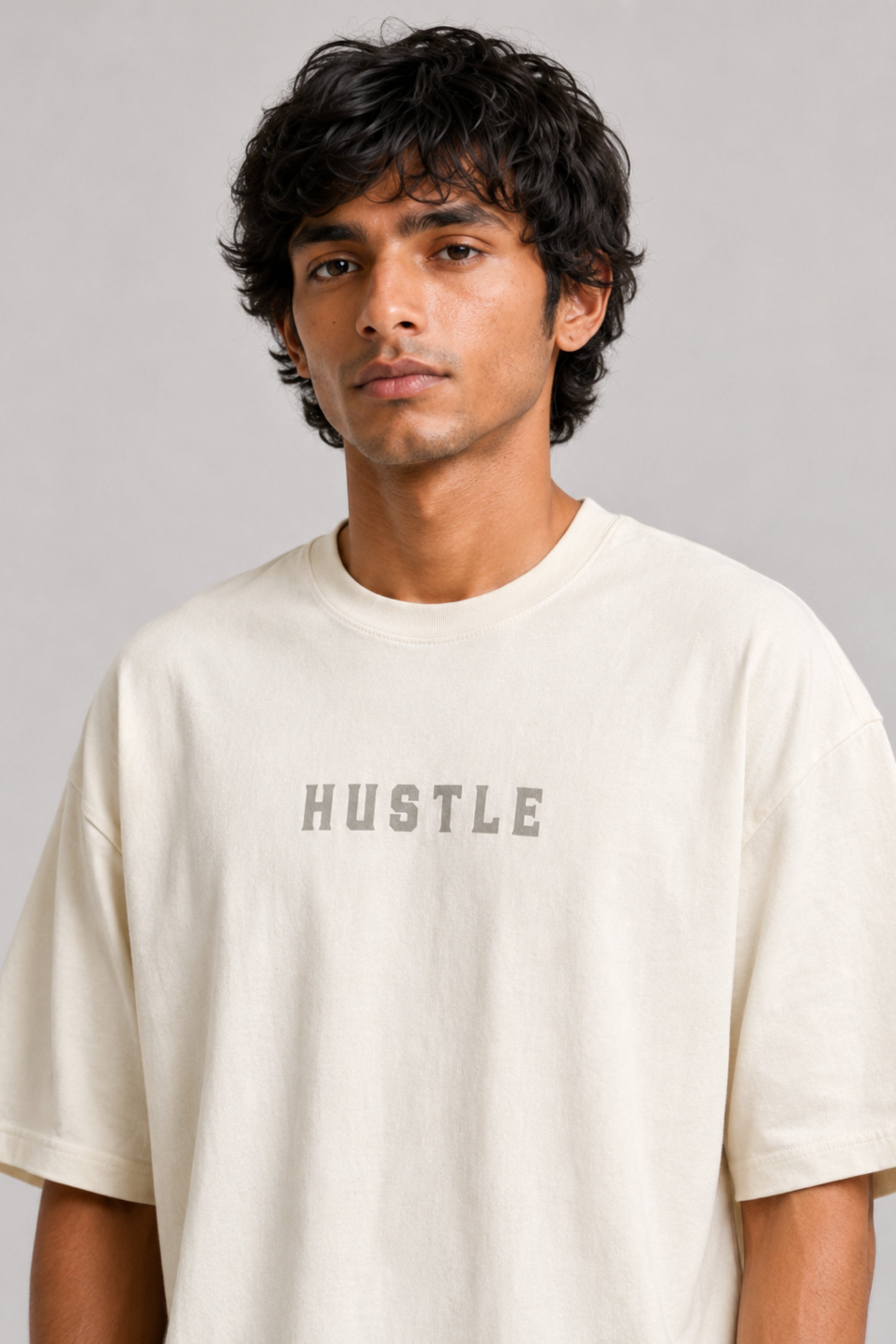 HUSTLE Men's Oversized T-Shirt - Cream