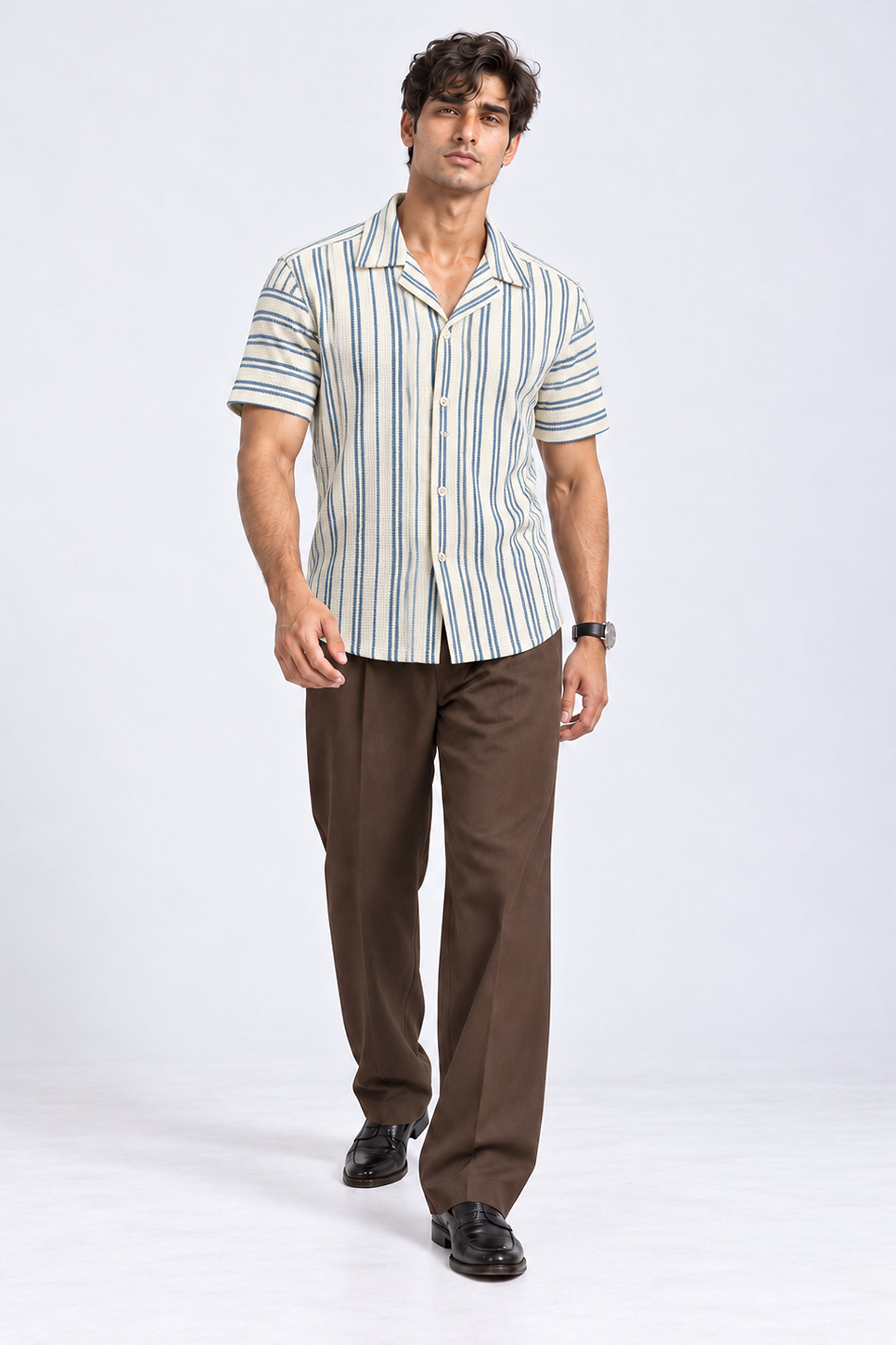 KING STREET Men's Casual Short Sleeve Shirt - Light Blue