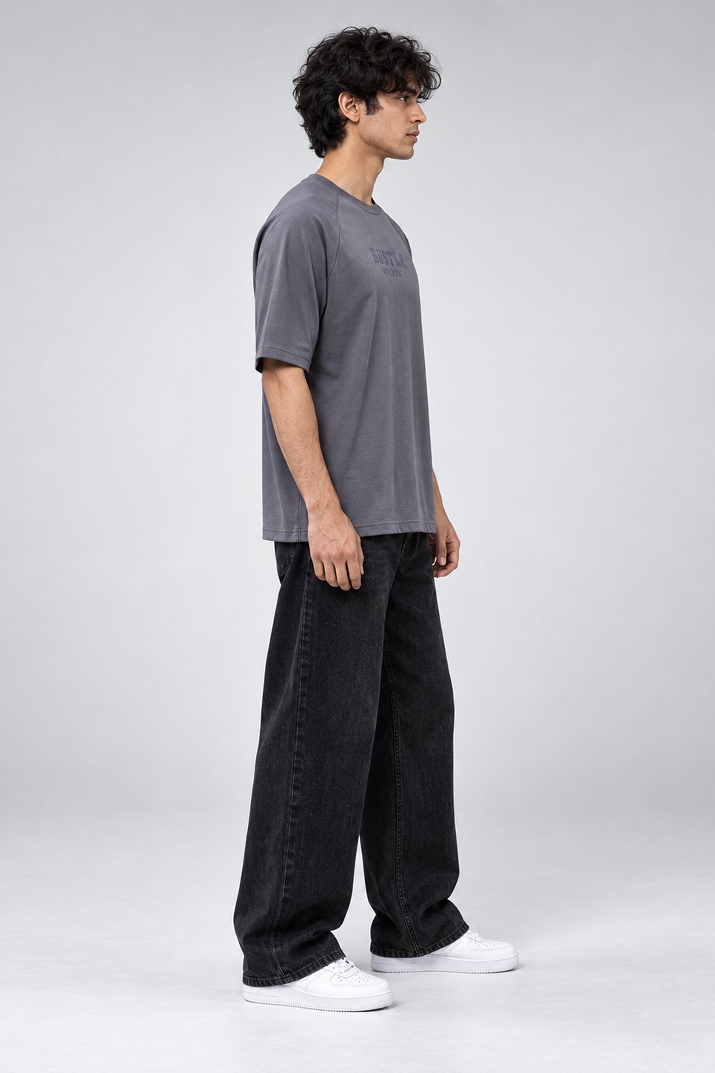HUSTLE Men's Relax Fit T-Shirt - Gray
