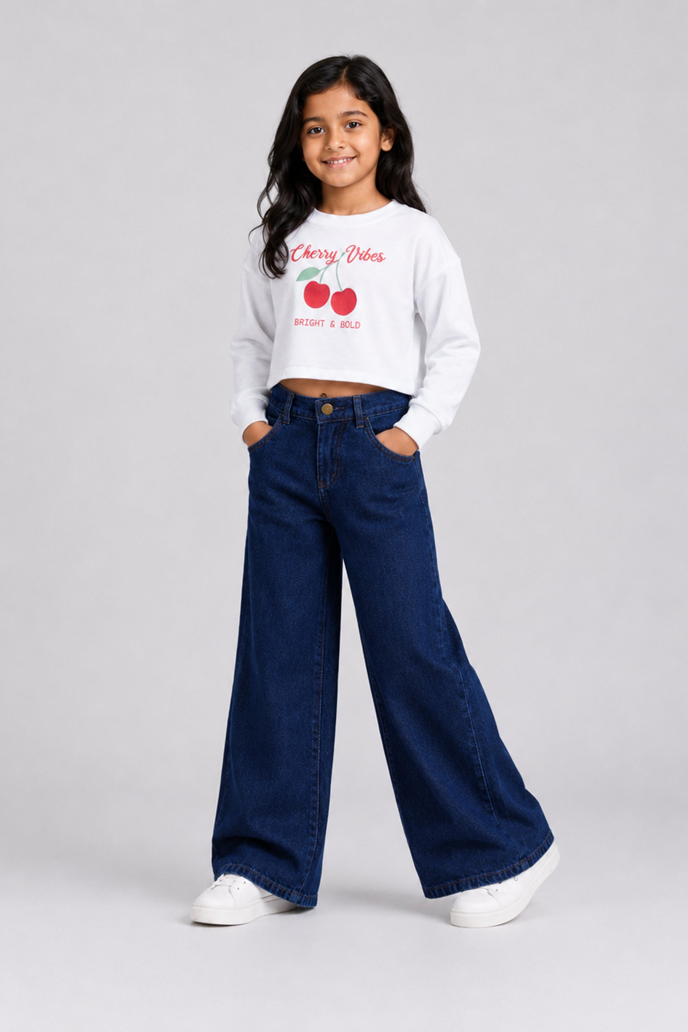 LITTLE MODANO Girls' White Long Sleeve Tee