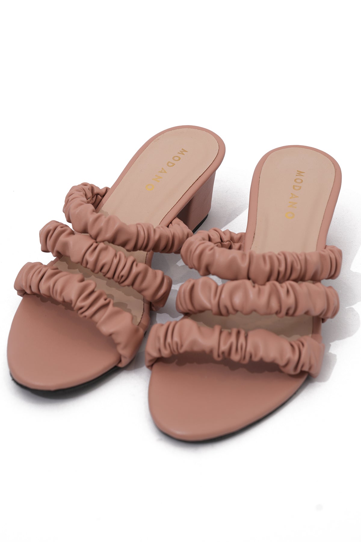Modano Women's Casual Shoe
